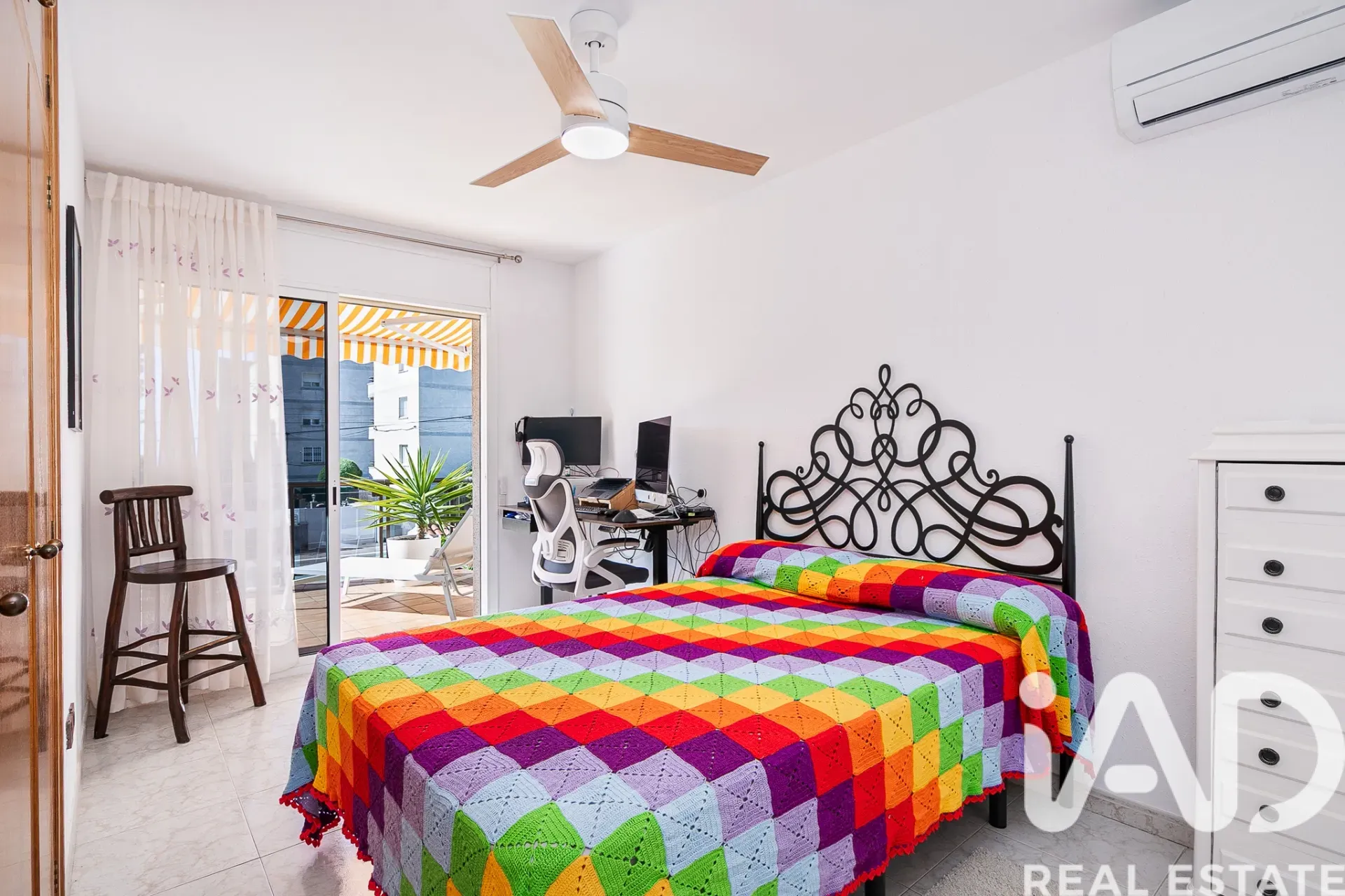 Tilava 4 makuuhuoneen talo puutarhalla ja terassilla Cunitissa, Espanjassa - Näytä kuva 26 / 38