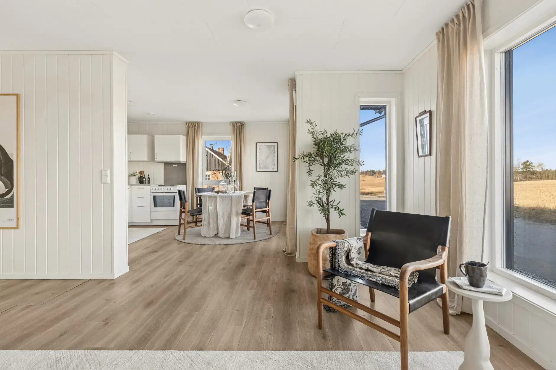 Modernes Reihenhaus mit 3 Schlafzimmern und Terrasse im familienfreundlichen Ås - Bild 8 von 42 anzeigen