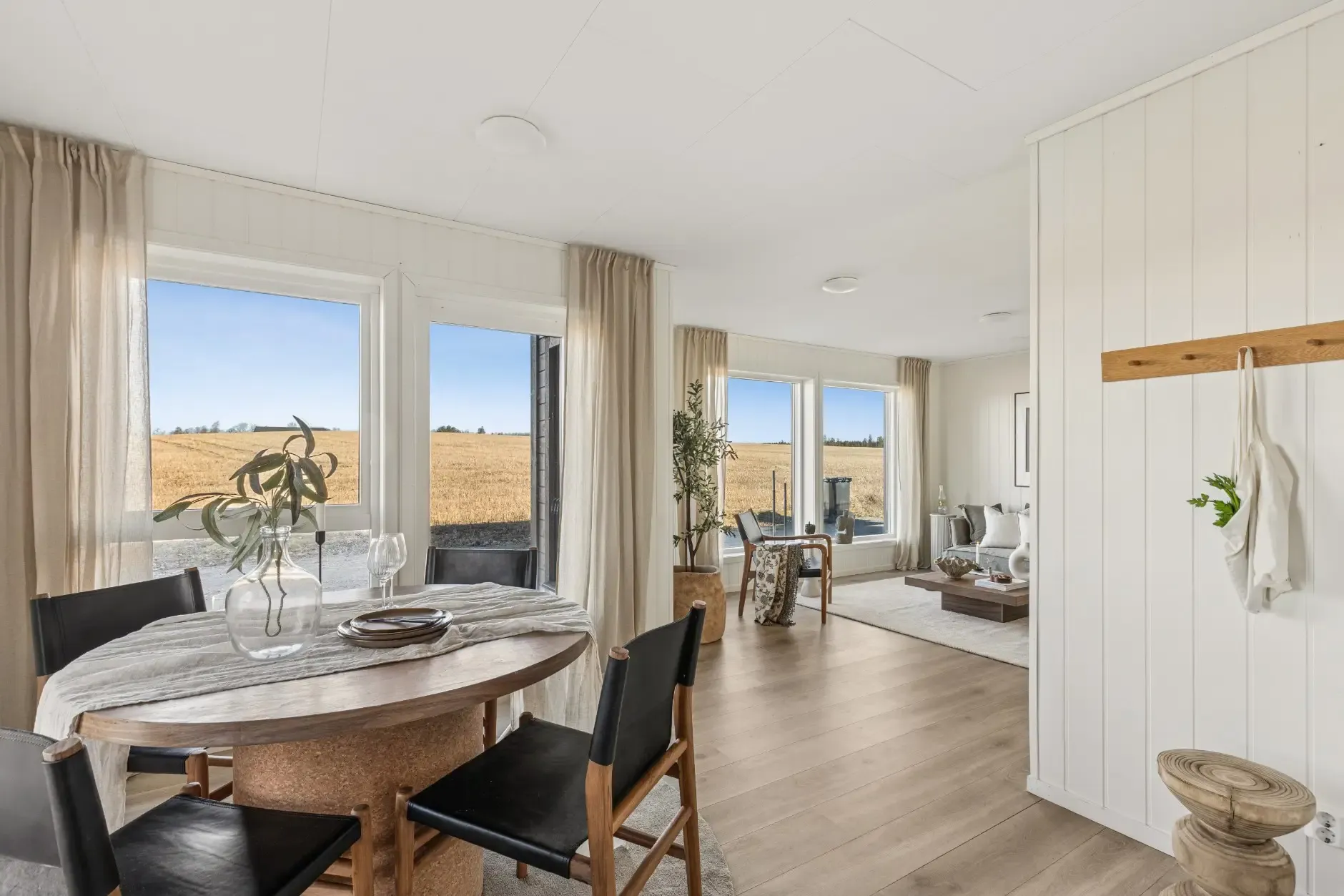 Modernes Reihenhaus mit 3 Schlafzimmern und Terrasse im familienfreundlichen Ås - Bild 11 von 42 anzeigen