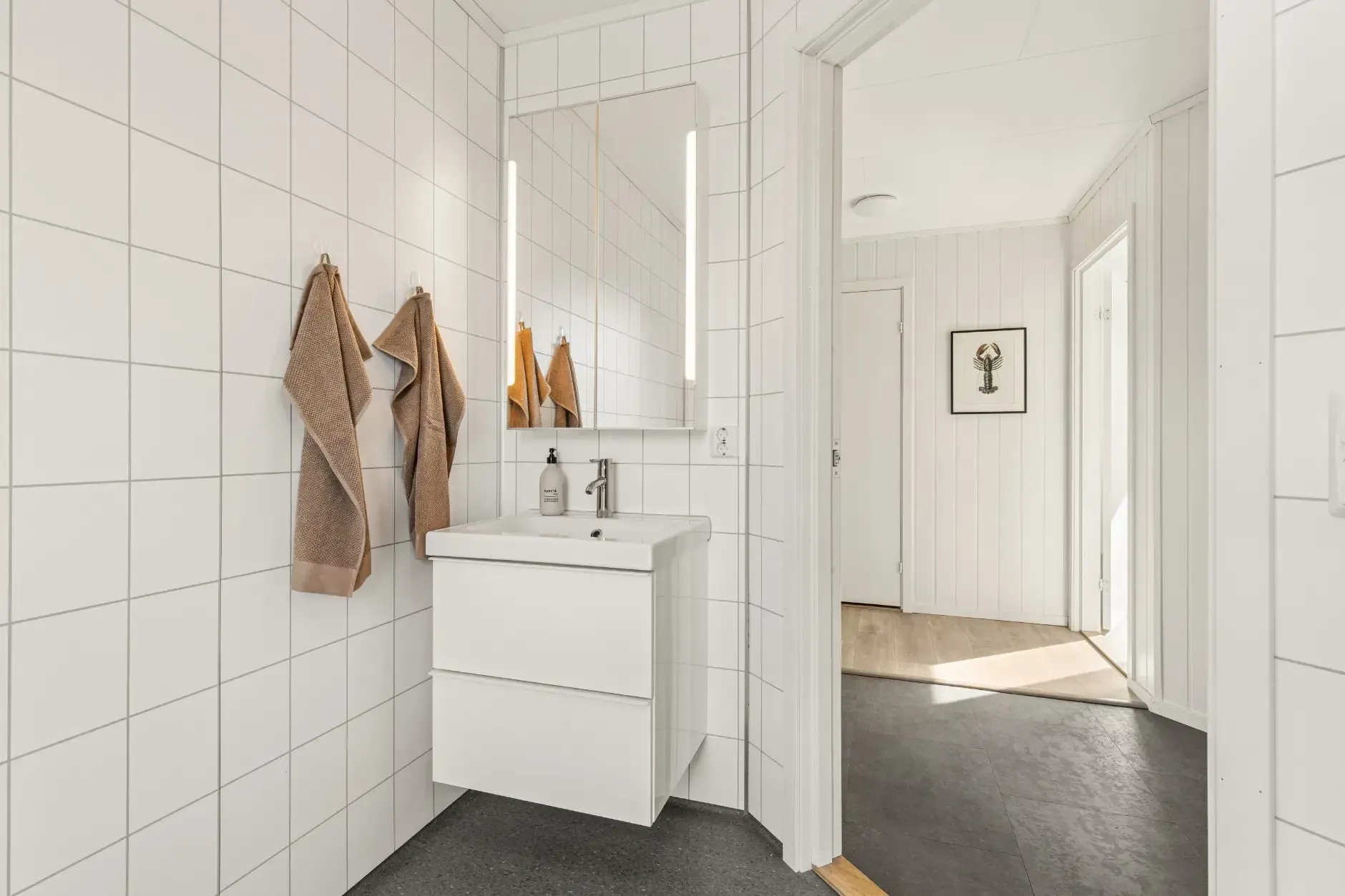 Modernes Reihenhaus mit 3 Schlafzimmern und Terrasse im familienfreundlichen Ås - Bild 23 von 42 anzeigen