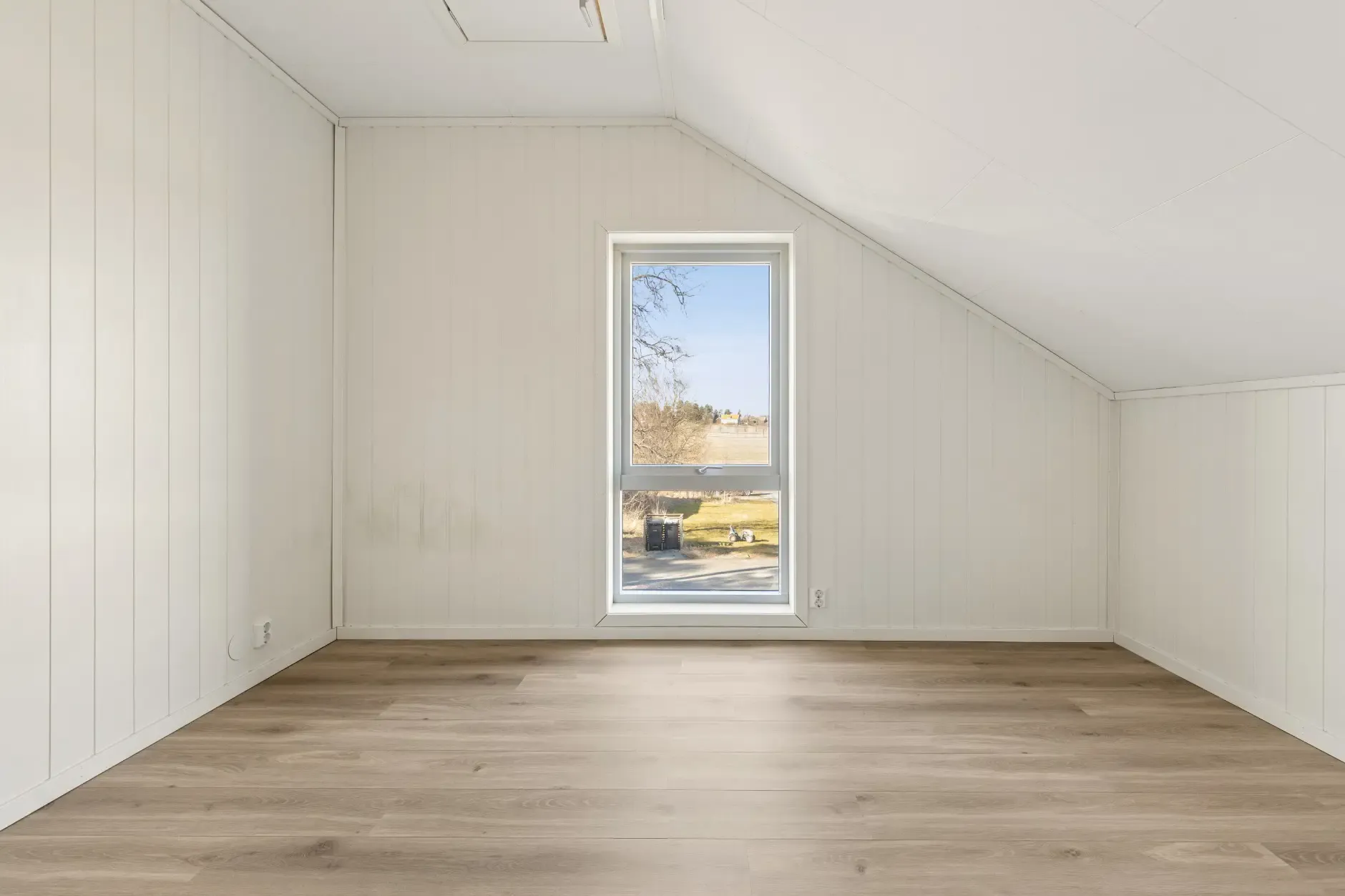 Modernes Reihenhaus mit 3 Schlafzimmern und Terrasse im familienfreundlichen Ås - Bild 32 von 42 anzeigen