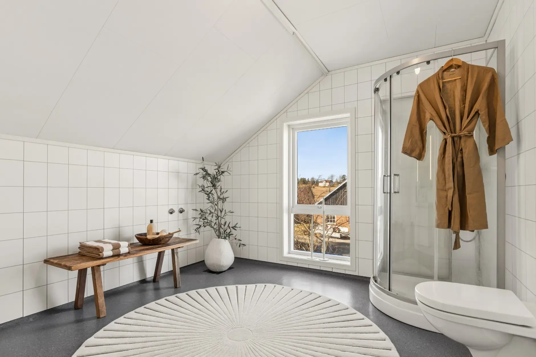 Modernes Reihenhaus mit 3 Schlafzimmern und Terrasse im familienfreundlichen Ås - Bild 33 von 42 anzeigen