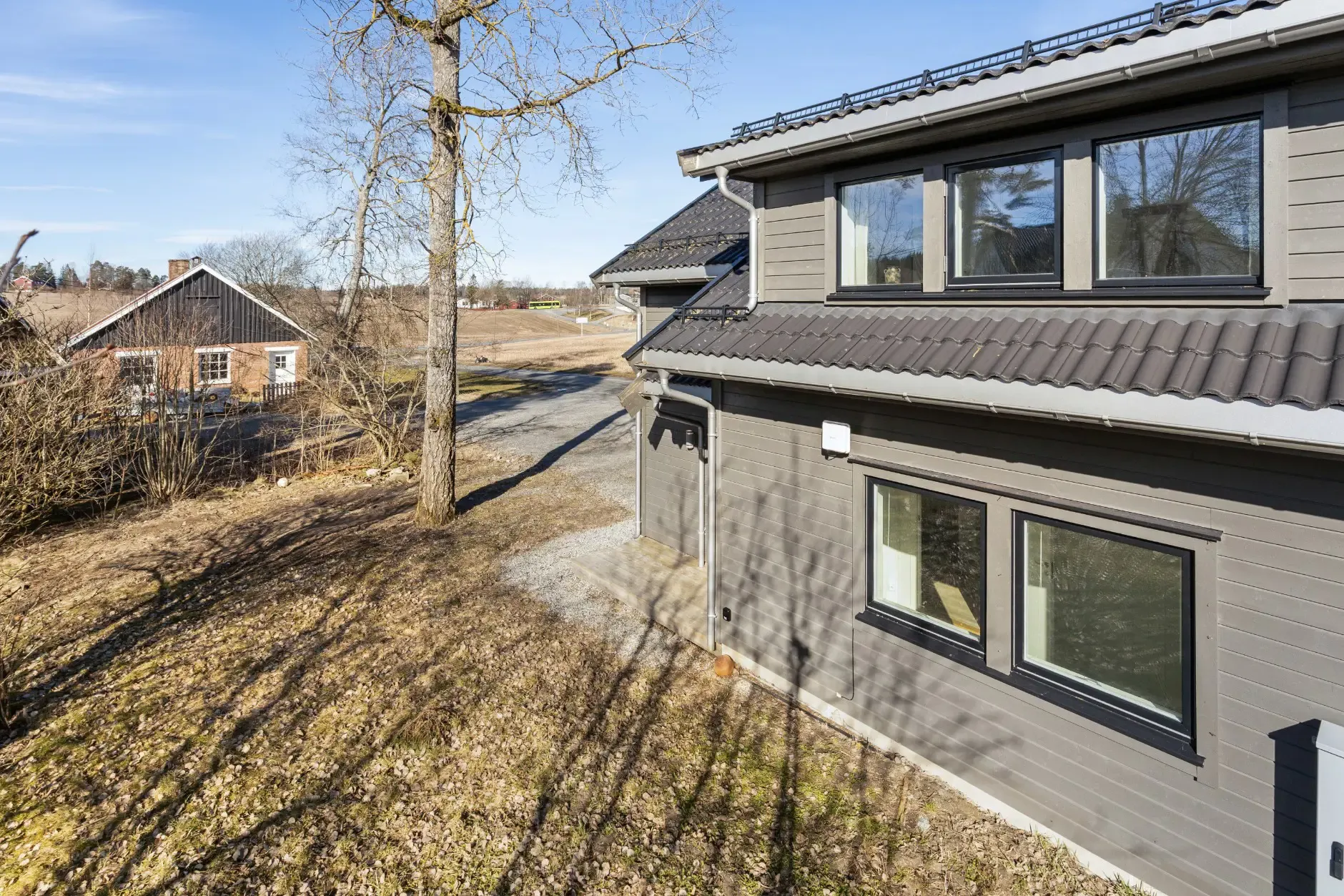 Modernes Reihenhaus mit 3 Schlafzimmern und Terrasse im familienfreundlichen Ås - Bild 41 von 42 anzeigen