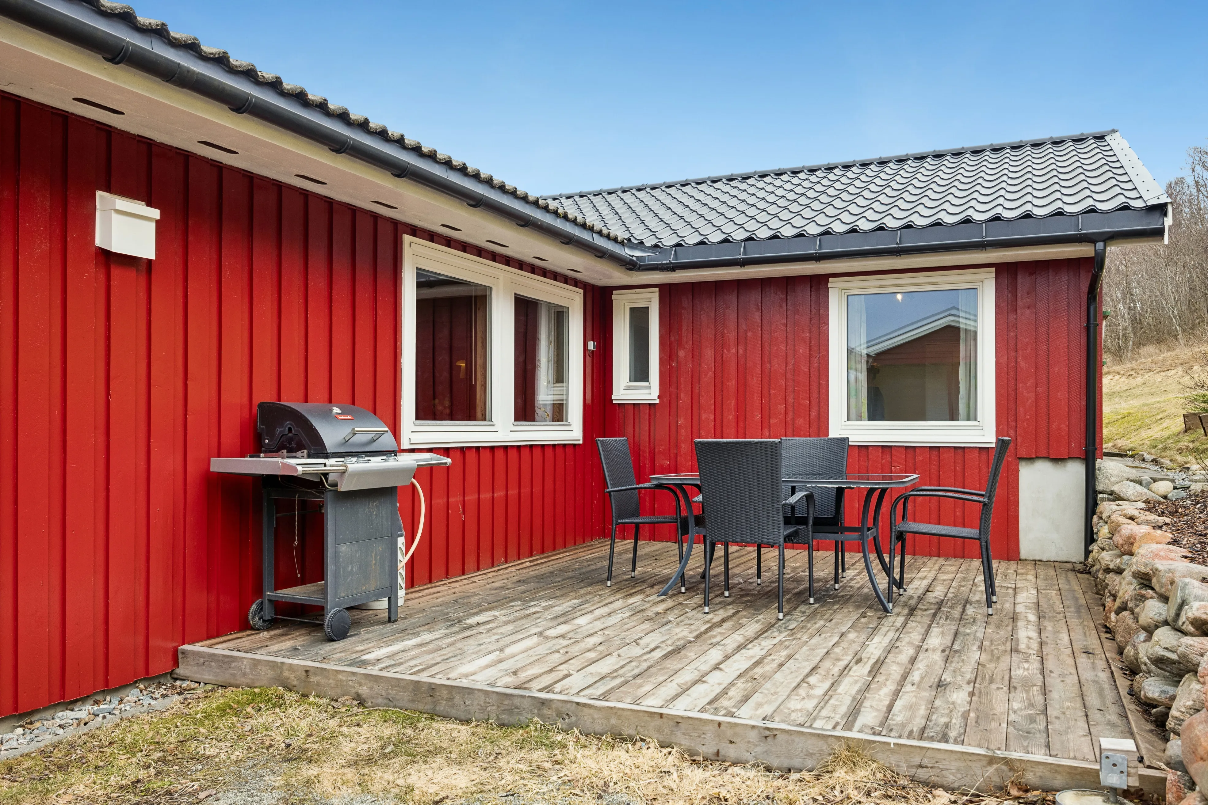 Das Familienhaus Vinjeøra mit Blick auf den Fjord und viel Platz - Image 3