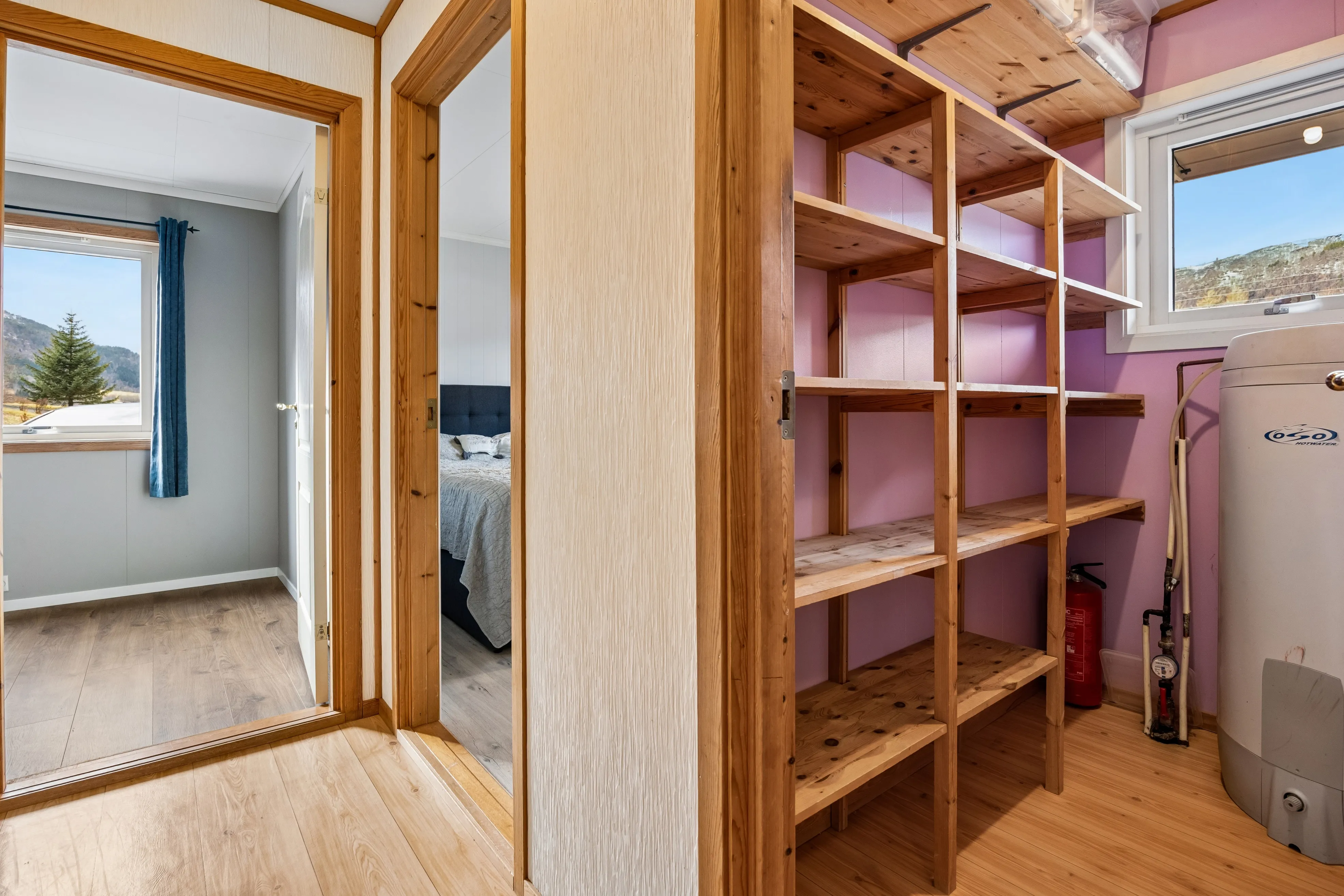 Das Familienhaus Vinjeøra mit Blick auf den Fjord und viel Platz - Bild 8 von 38 anzeigen