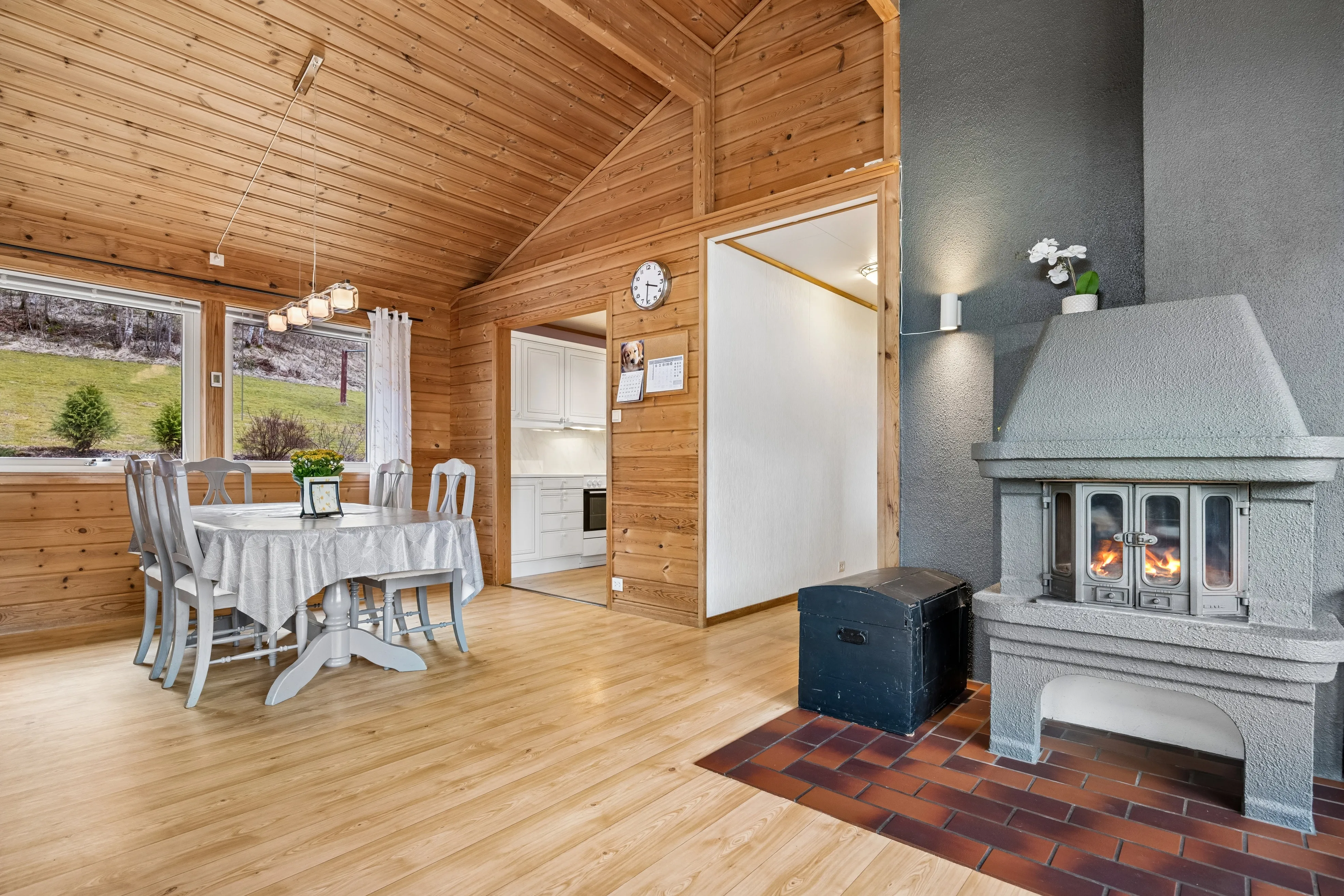 Das Familienhaus Vinjeøra mit Blick auf den Fjord und viel Platz - Bild 14 von 38 anzeigen