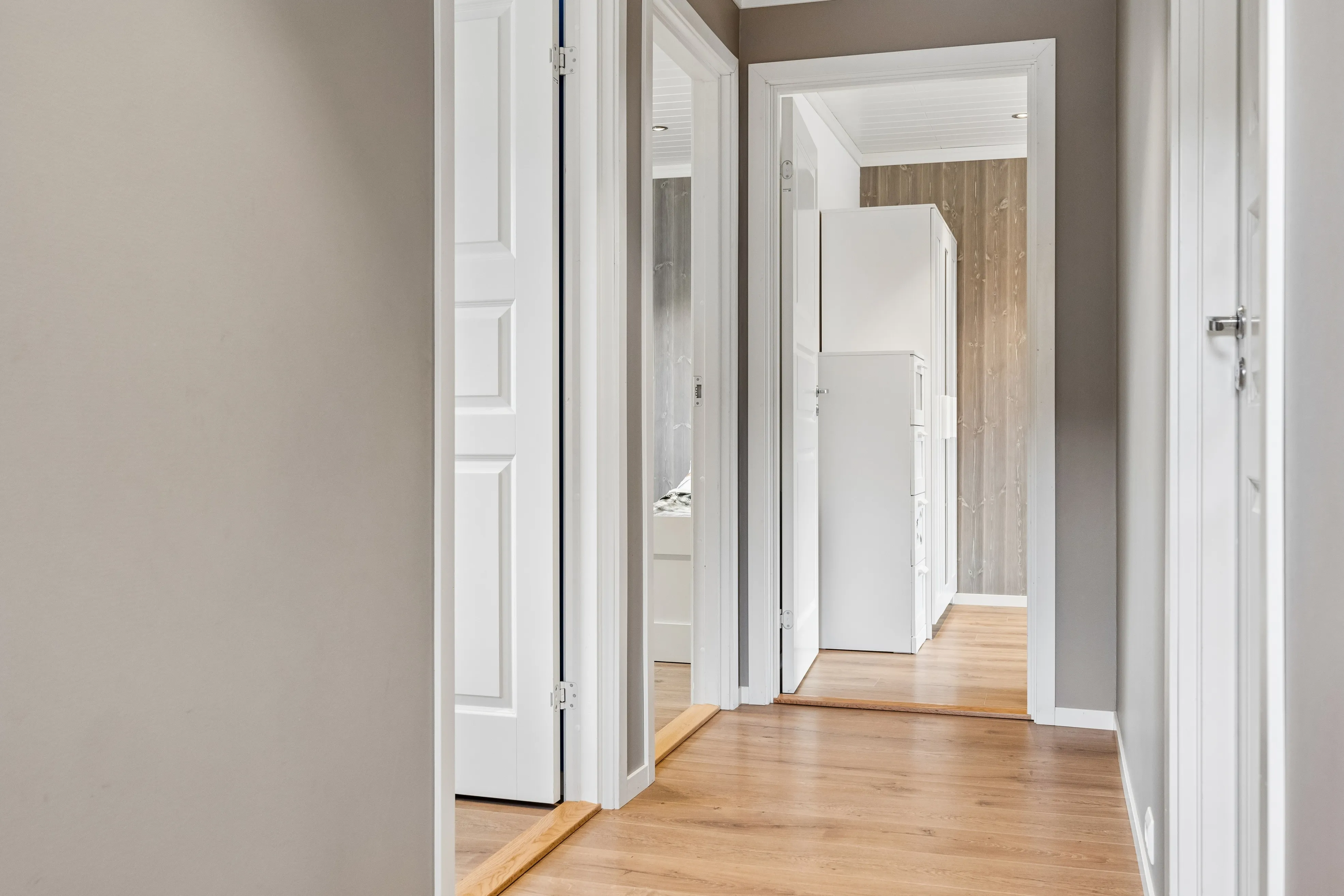 Das Familienhaus Vinjeøra mit Blick auf den Fjord und viel Platz - Bild 23 von 38 anzeigen