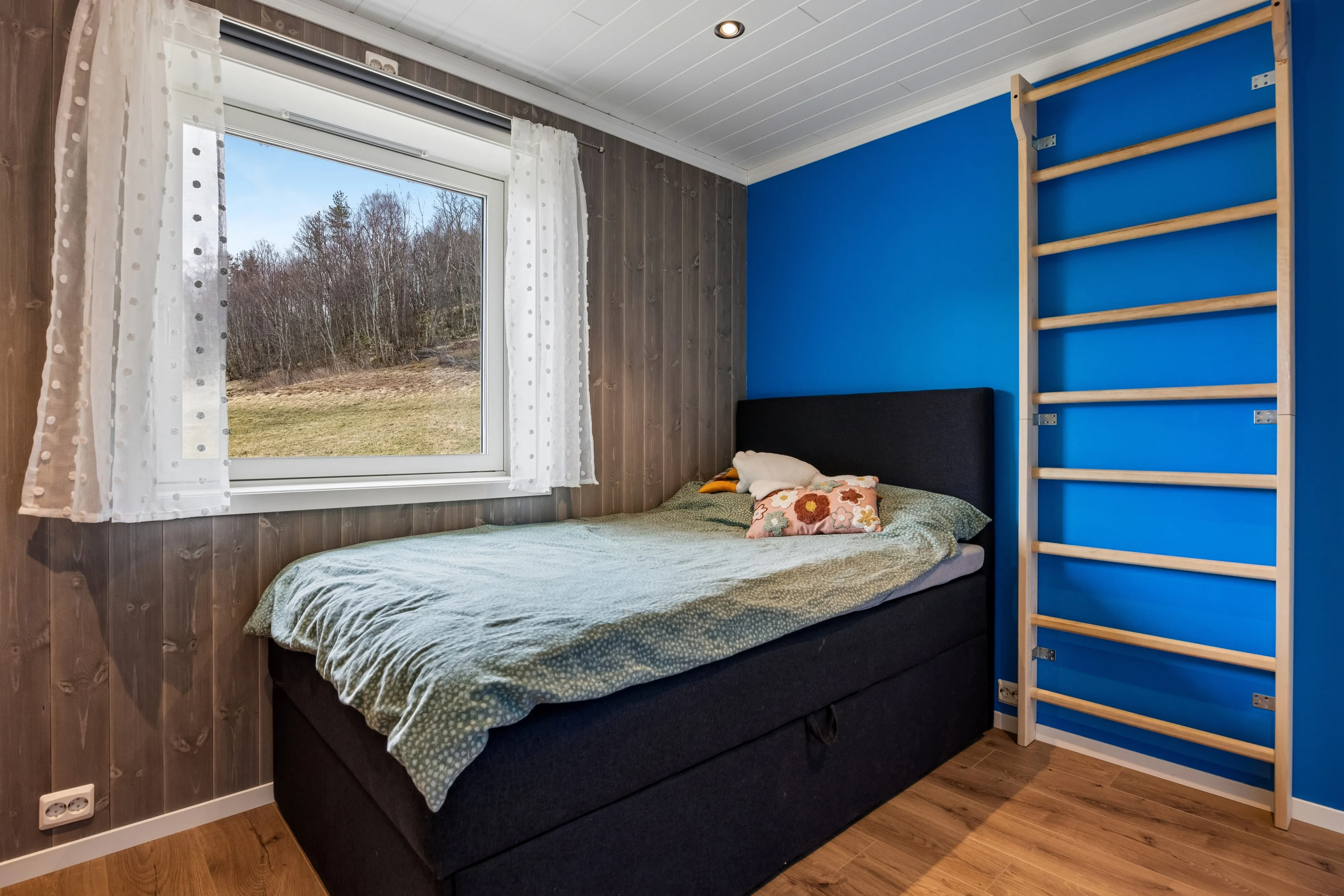 Das Familienhaus Vinjeøra mit Blick auf den Fjord und viel Platz - Bild 30 von 38 anzeigen