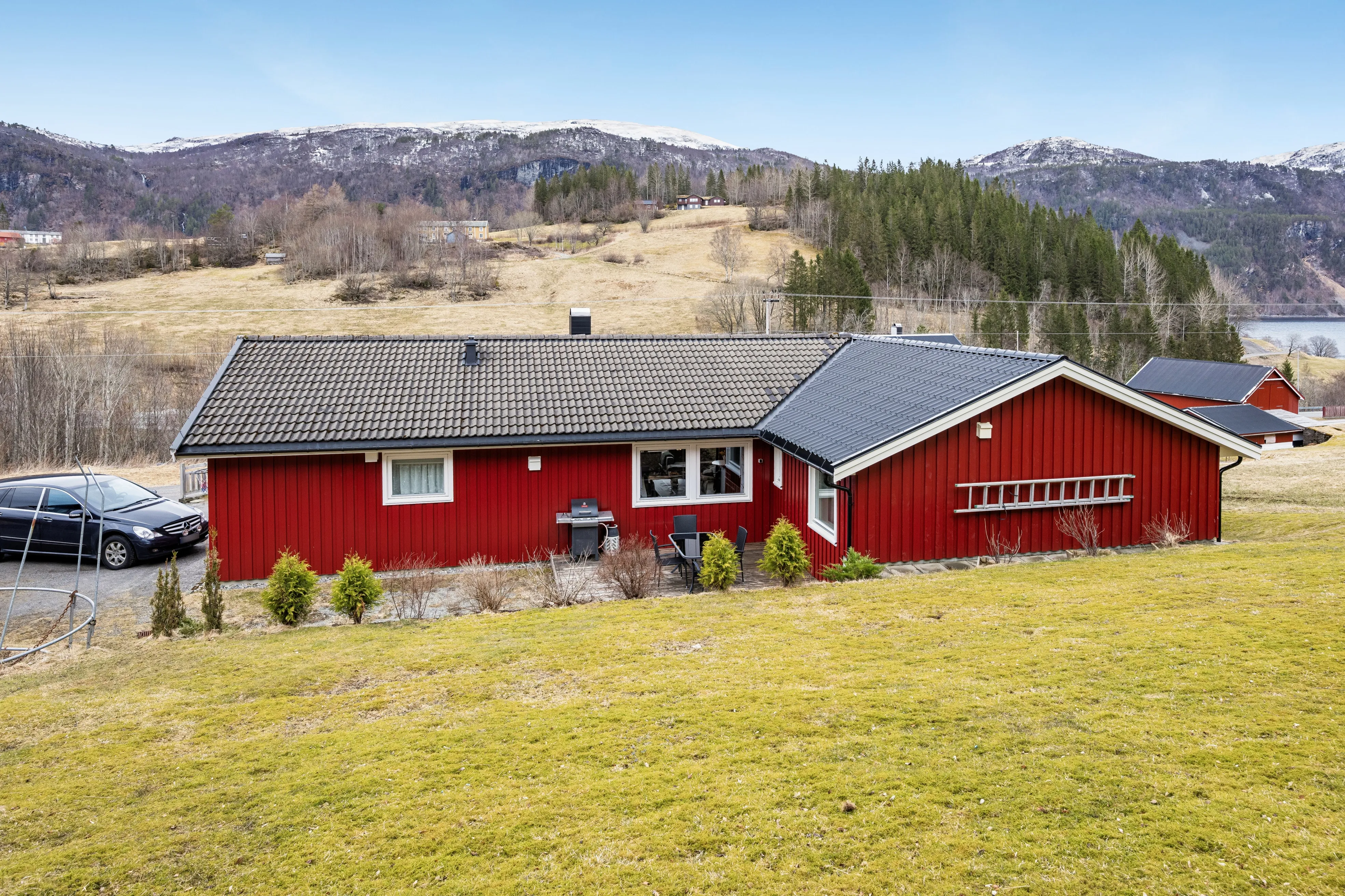 Das Familienhaus Vinjeøra mit Blick auf den Fjord und viel Platz - Bild 38 von 38 anzeigen