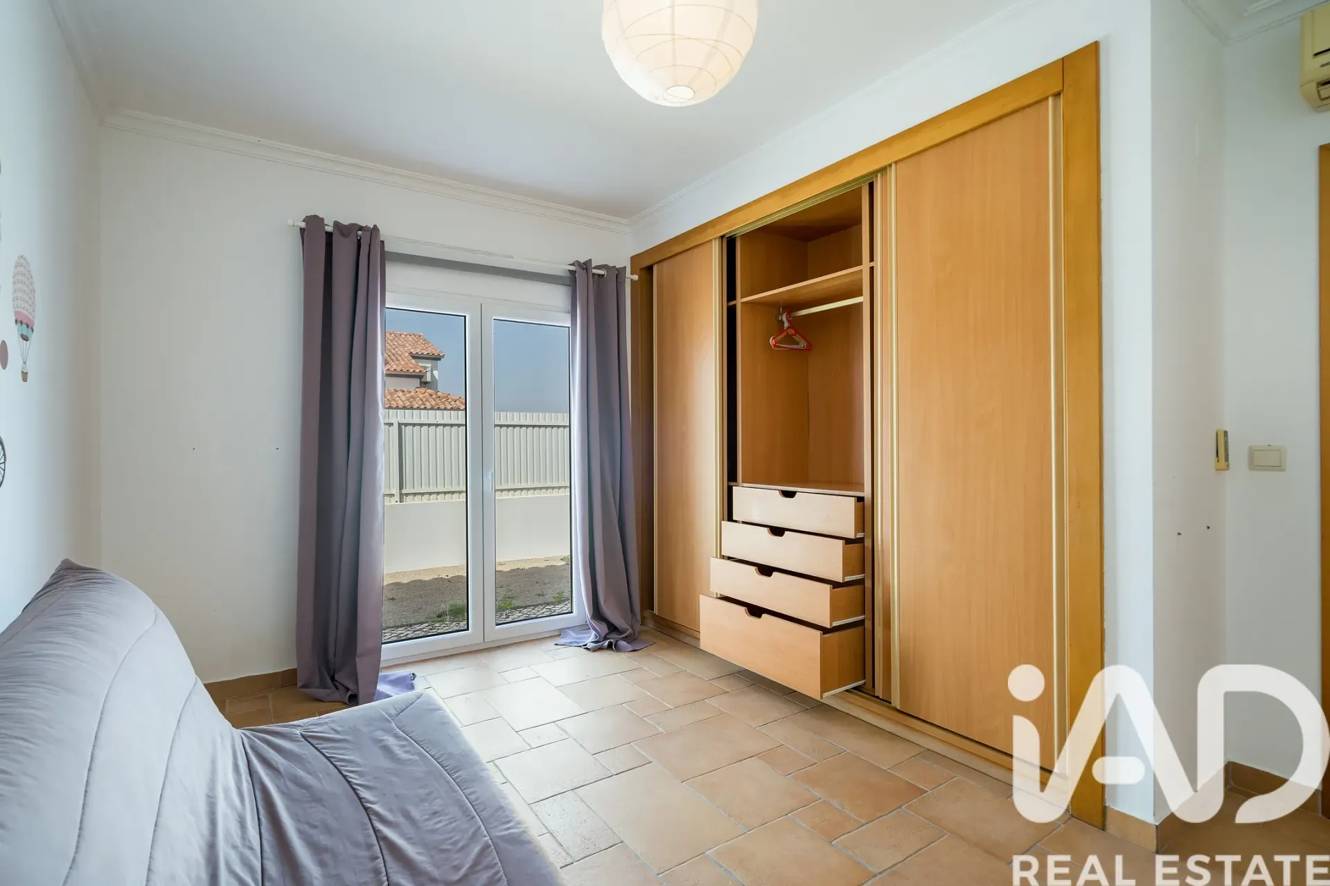 Contemporary 4-Bedroom House with Pool in Azeitão, Ideal for Modern Living - View image 16 of 35