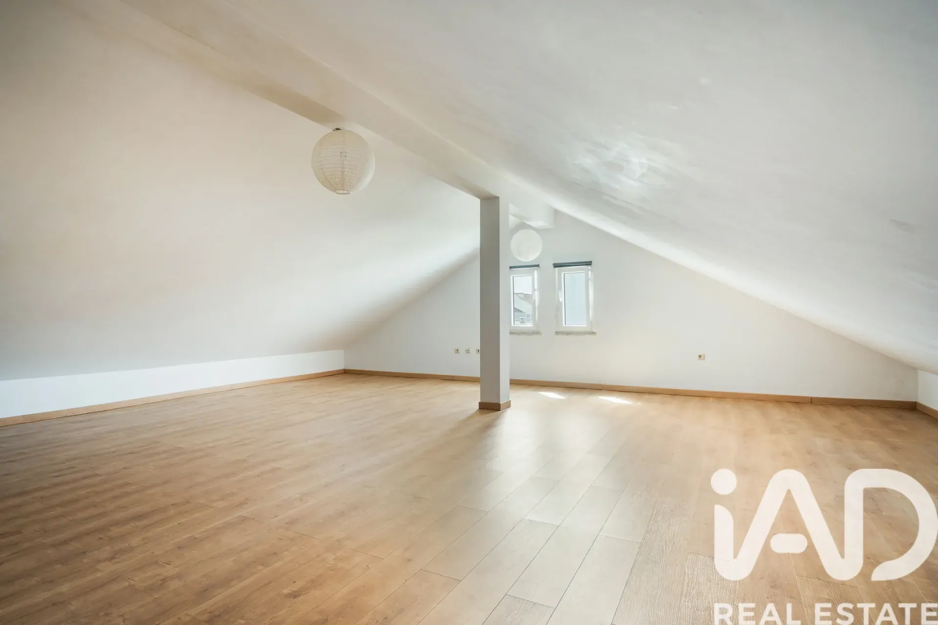 Contemporary 4-Bedroom House with Pool in Azeitão, Ideal for Modern Living - View image 22 of 35