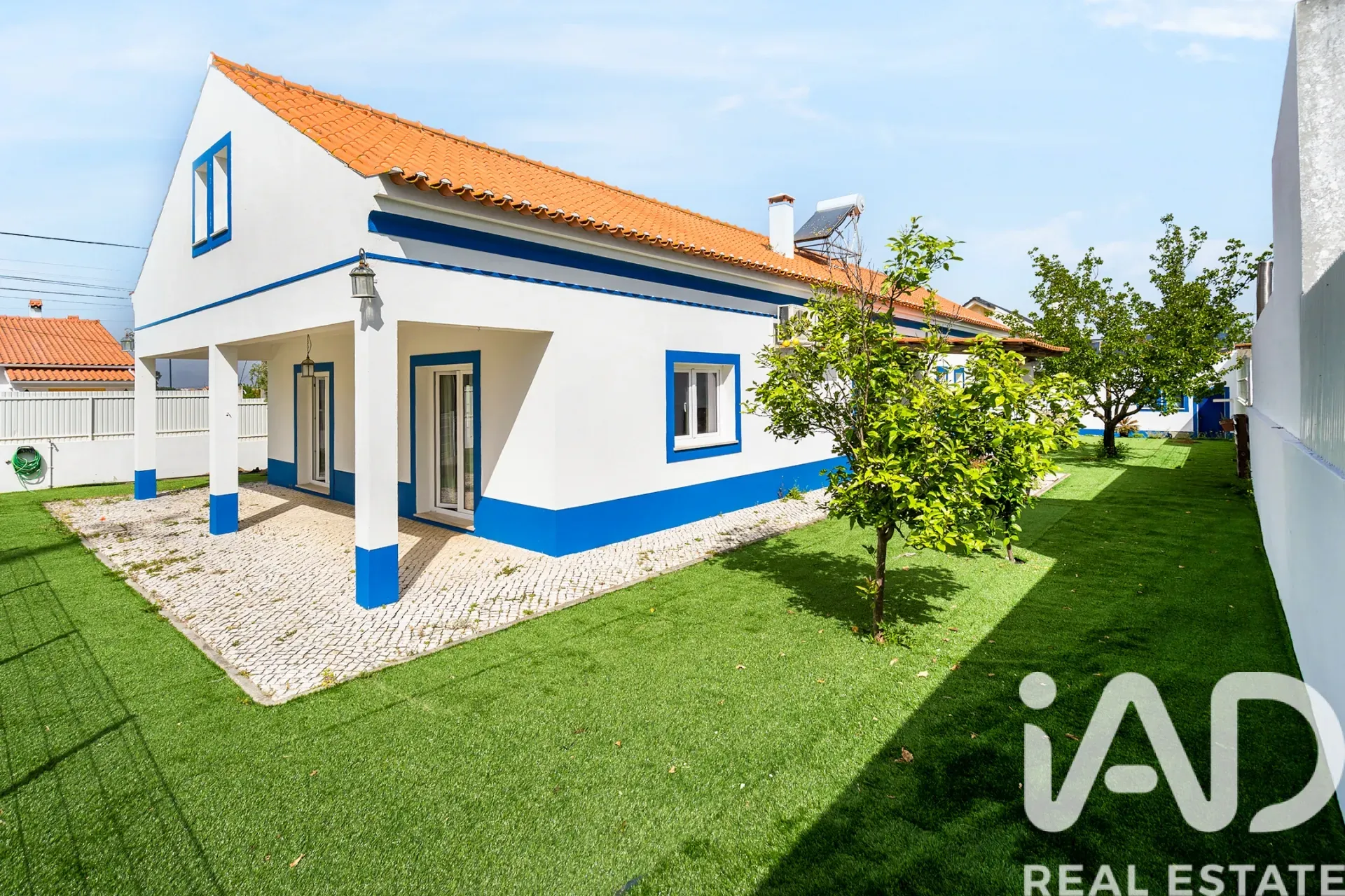 Contemporary 4-Bedroom House with Pool in Azeitão, Ideal for Modern Living - View image 26 of 35