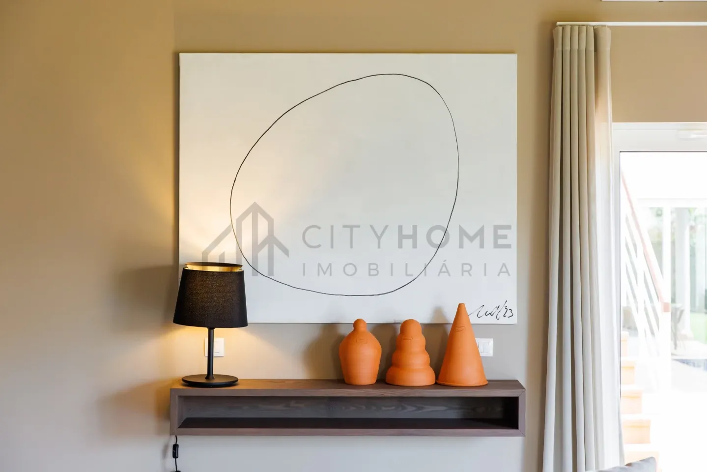 Elegant 3-Bedroom Villa with Pool and Garden in Vale da Lapa, Lagoa - View image 15 of 32