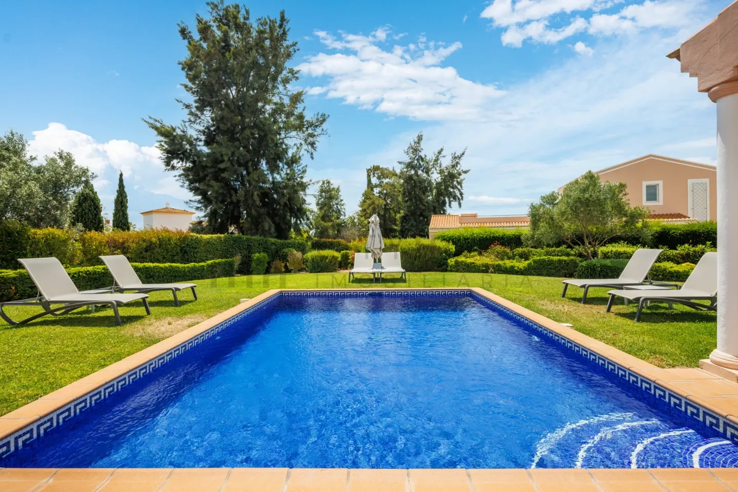 Elegant 3-Bedroom Villa with Pool and Garden in Vale da Lapa, Lagoa - View image 28 of 32