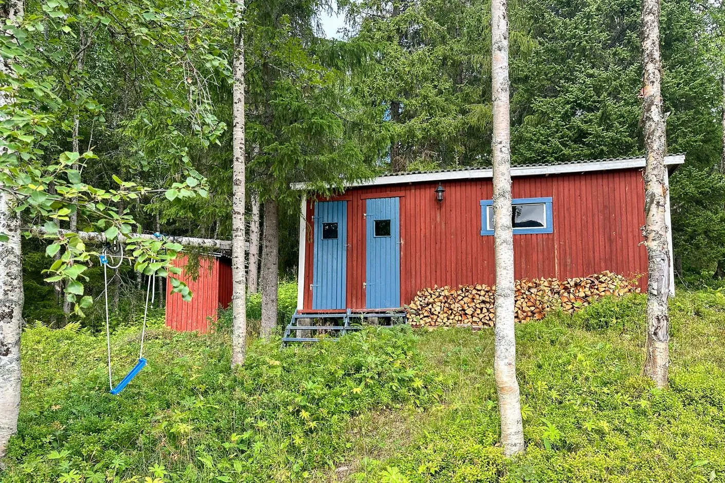 1940s Swedish House with Expansive Grounds and Wood Heating in Matsdal - View image 24 of 37