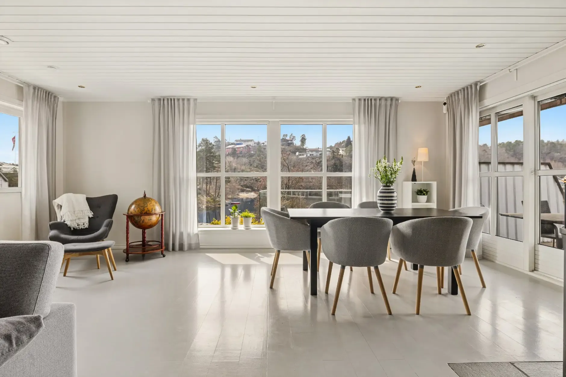 Contemporary Waterfront House in Justvik with Private Shoreline and Garden - View image 6 of 41