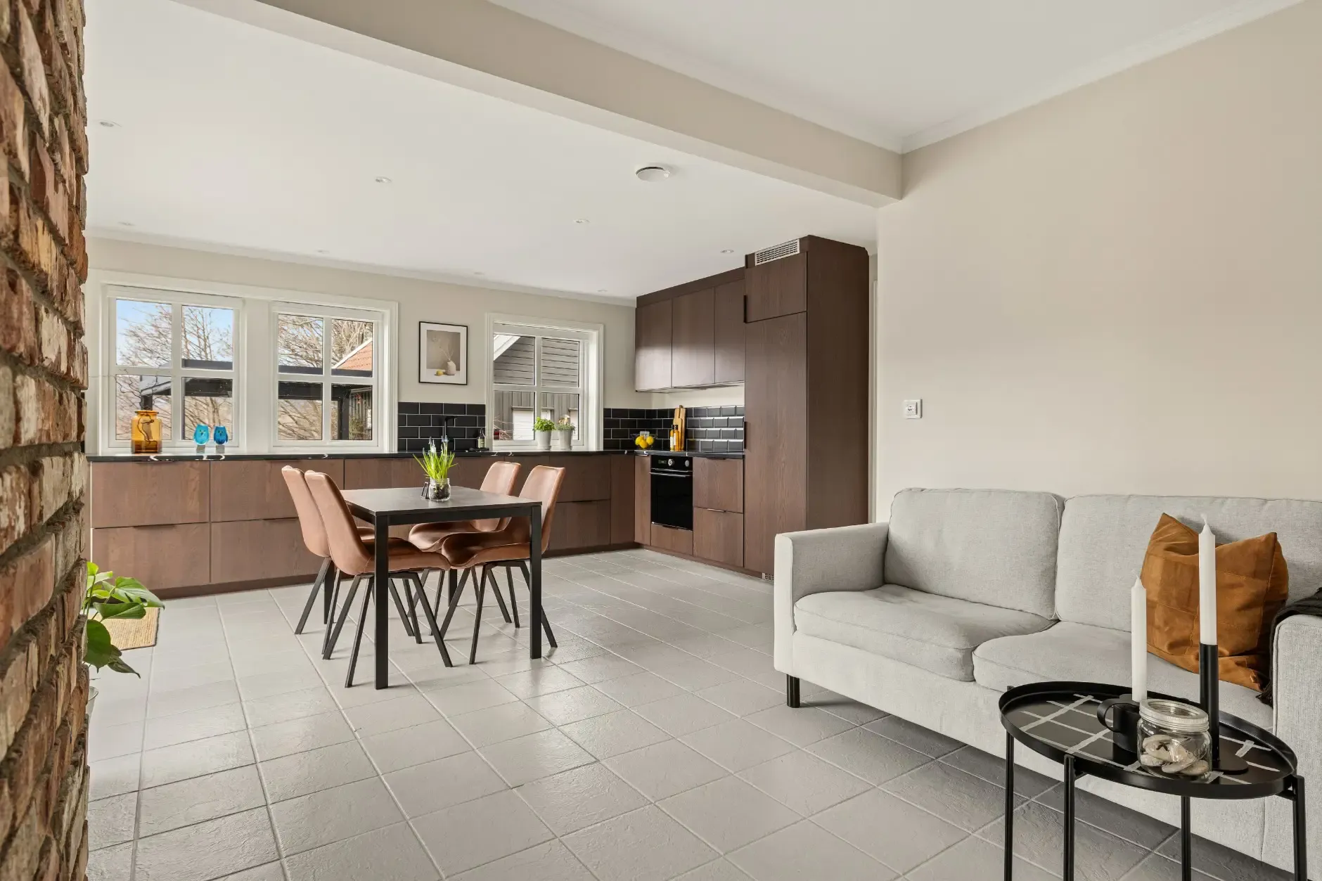 Contemporary Waterfront House in Justvik with Private Shoreline and Garden - View image 14 of 41