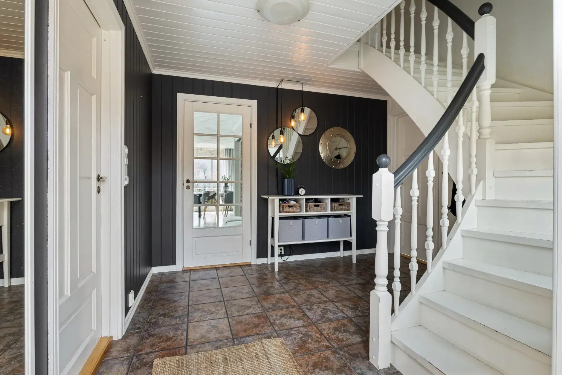 Contemporary Waterfront House in Justvik with Private Shoreline and Garden - View image 26 of 41