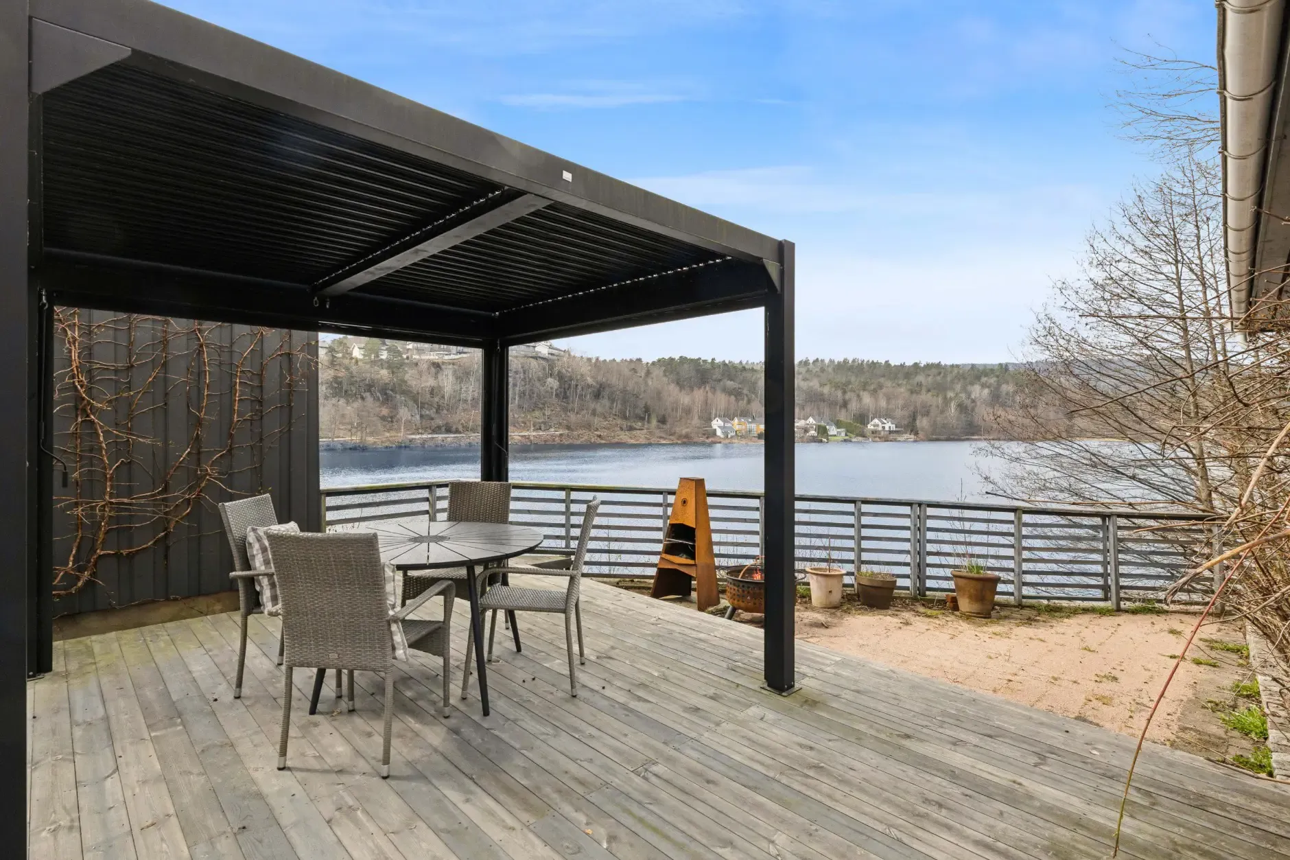 Contemporary Waterfront House in Justvik with Private Shoreline and Garden - View image 31 of 41