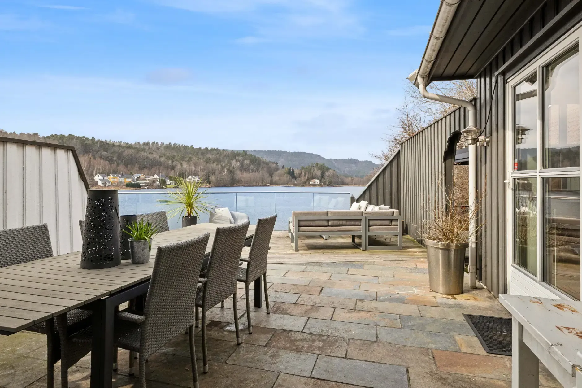 Contemporary Waterfront House in Justvik with Private Shoreline and Garden - View image 35 of 41