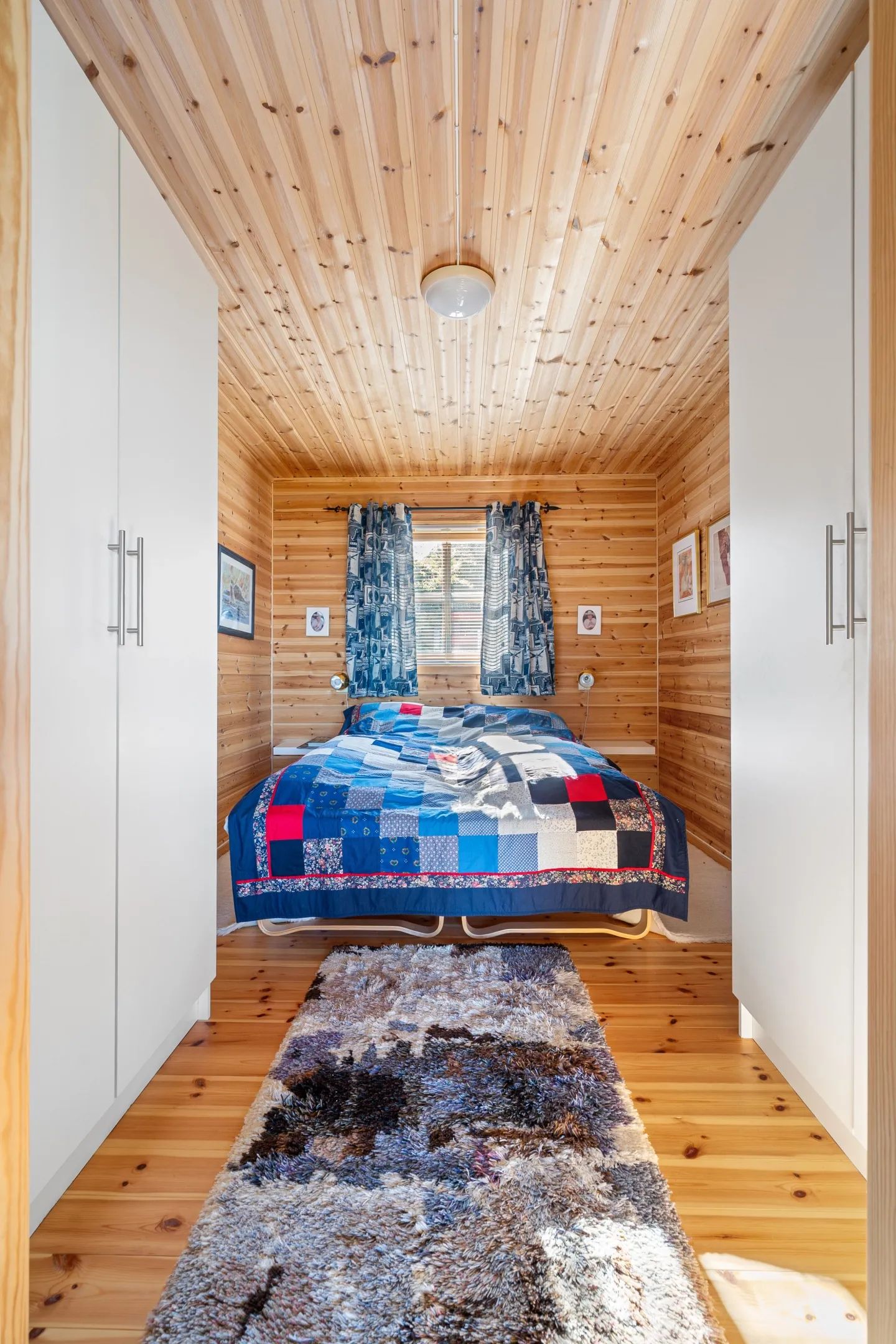 1980s Norwegian House with Terrace and Boat Access in Tovik - View image 23 of 51