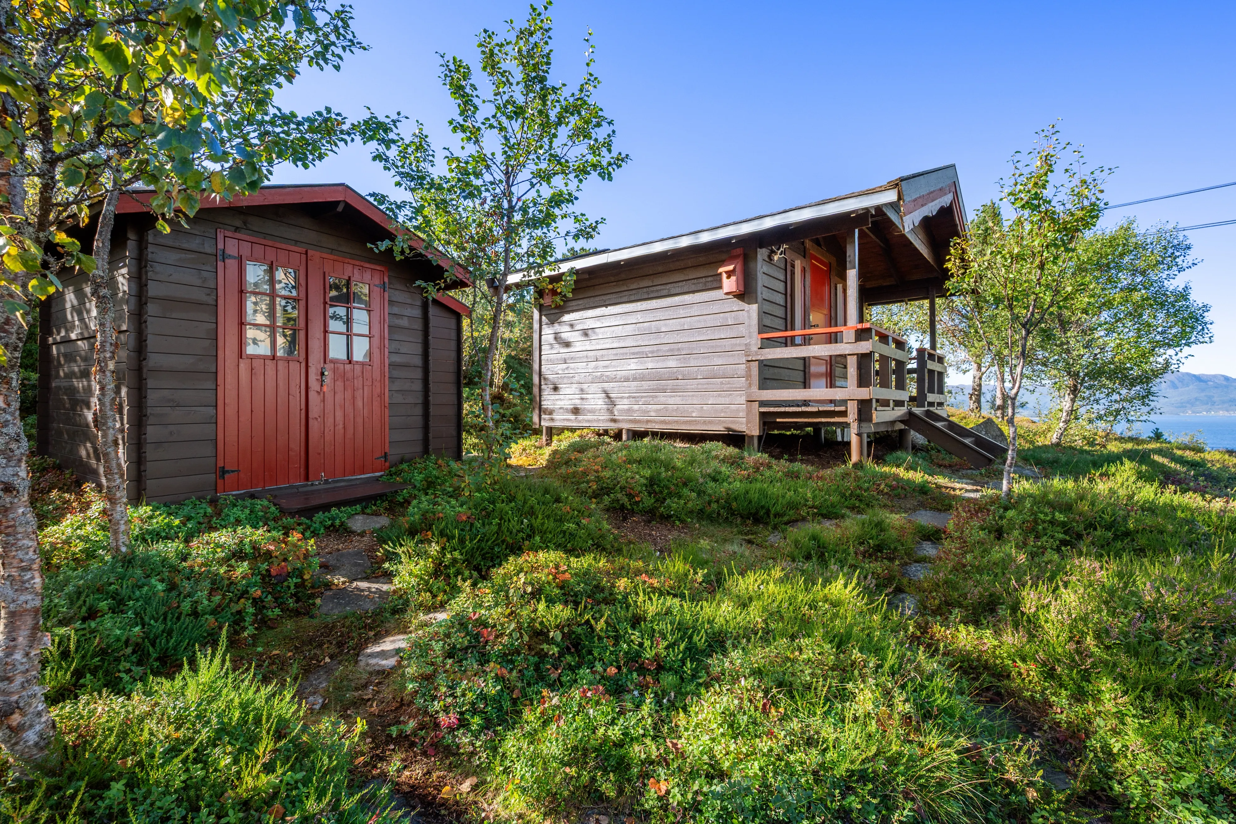 1980s Norwegian House with Terrace and Boat Access in Tovik - View image 34 of 51