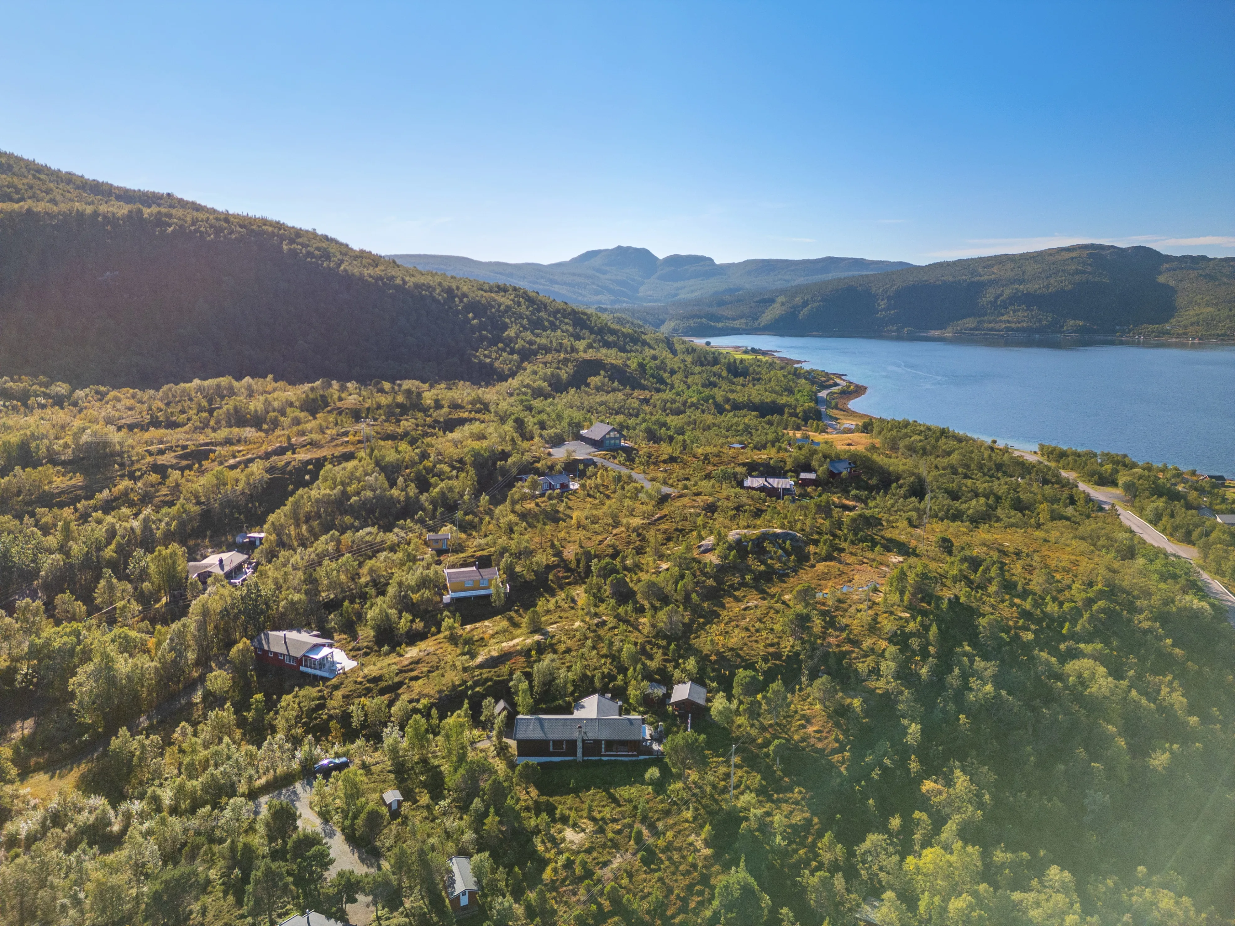 1980s Norwegian House with Terrace and Boat Access in Tovik - View image 46 of 51
