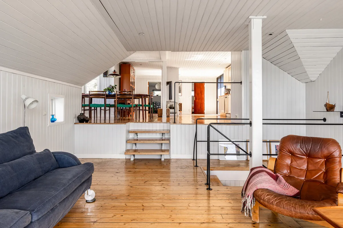 Early 1900s Seaside House with Garden and Balcony in Yxlan, Sweden - View image 9 of 42