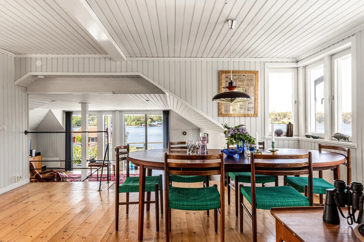 Early 1900s Seaside House with Garden and Balcony in Yxlan, Sweden - View image 13 of 42
