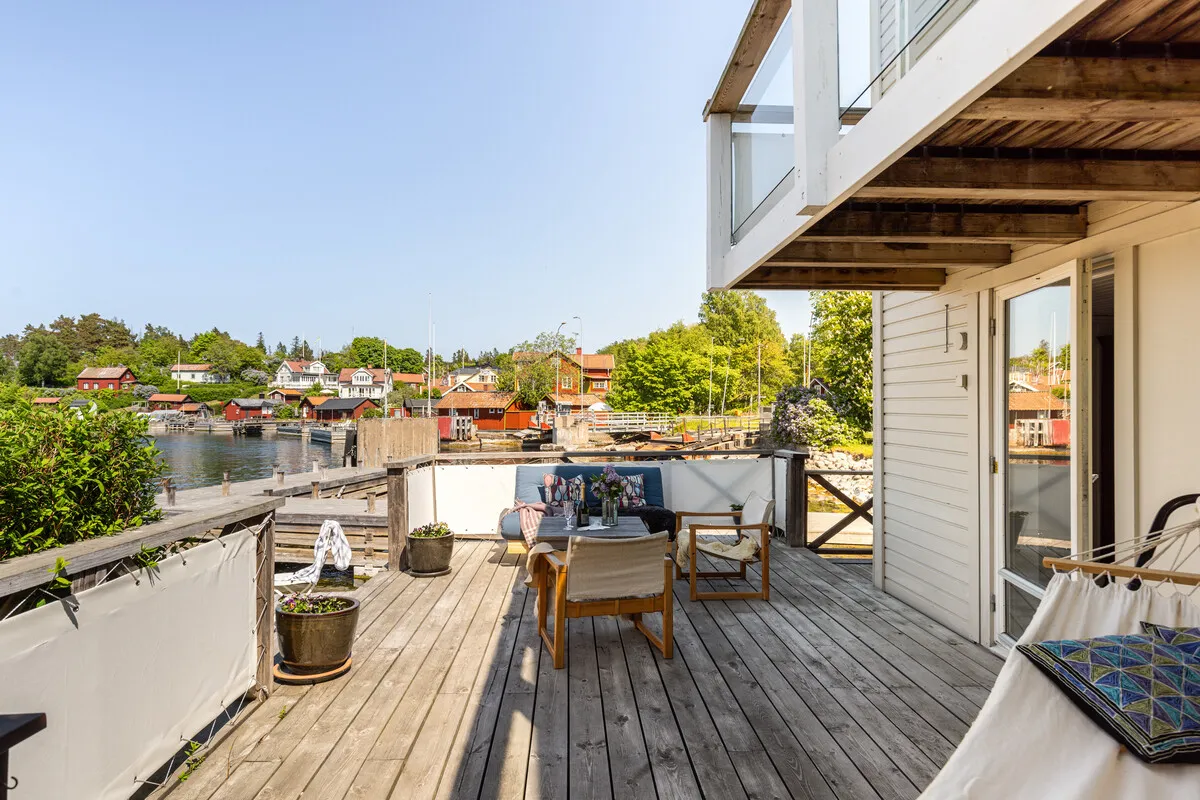 Early 1900s Seaside House with Garden and Balcony in Yxlan, Sweden - View image 22 of 42