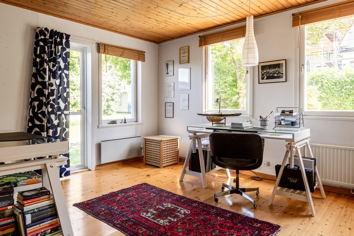 Early 1900s Seaside House with Garden and Balcony in Yxlan, Sweden - View image 39 of 42