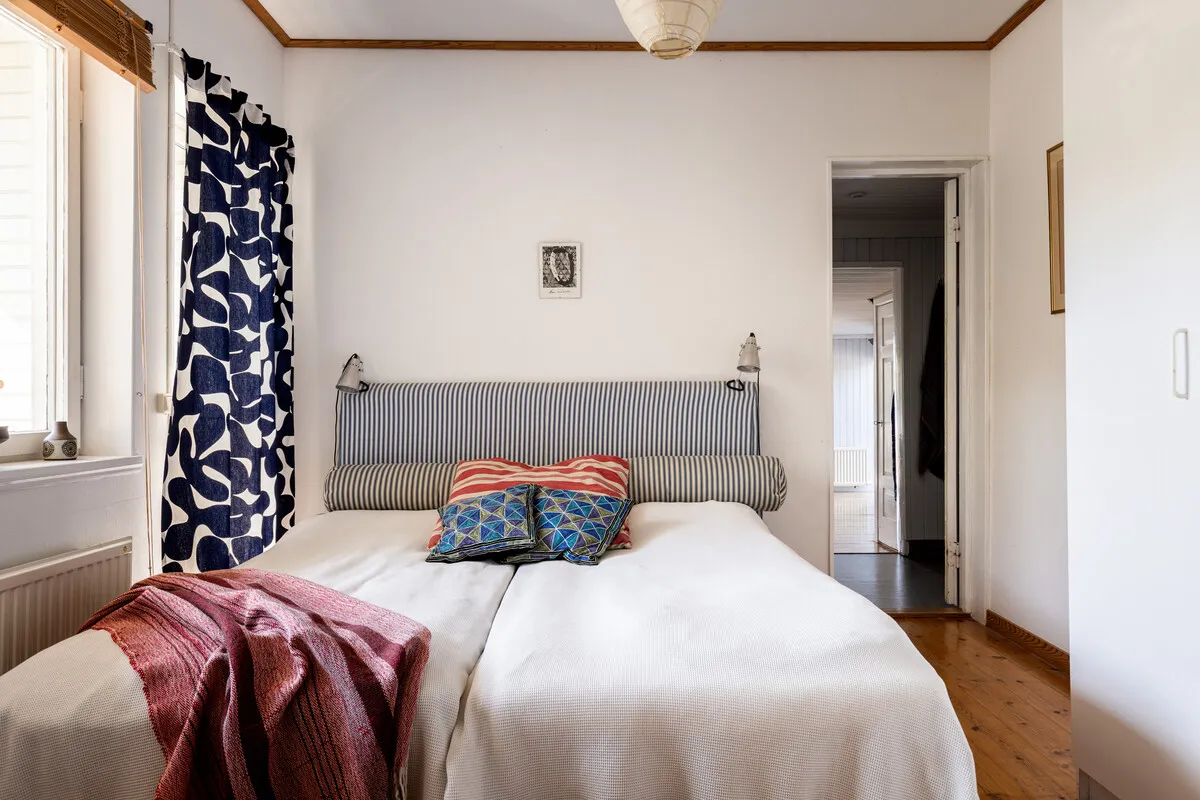 Early 1900s Seaside House with Garden and Balcony in Yxlan, Sweden - View image 41 of 42