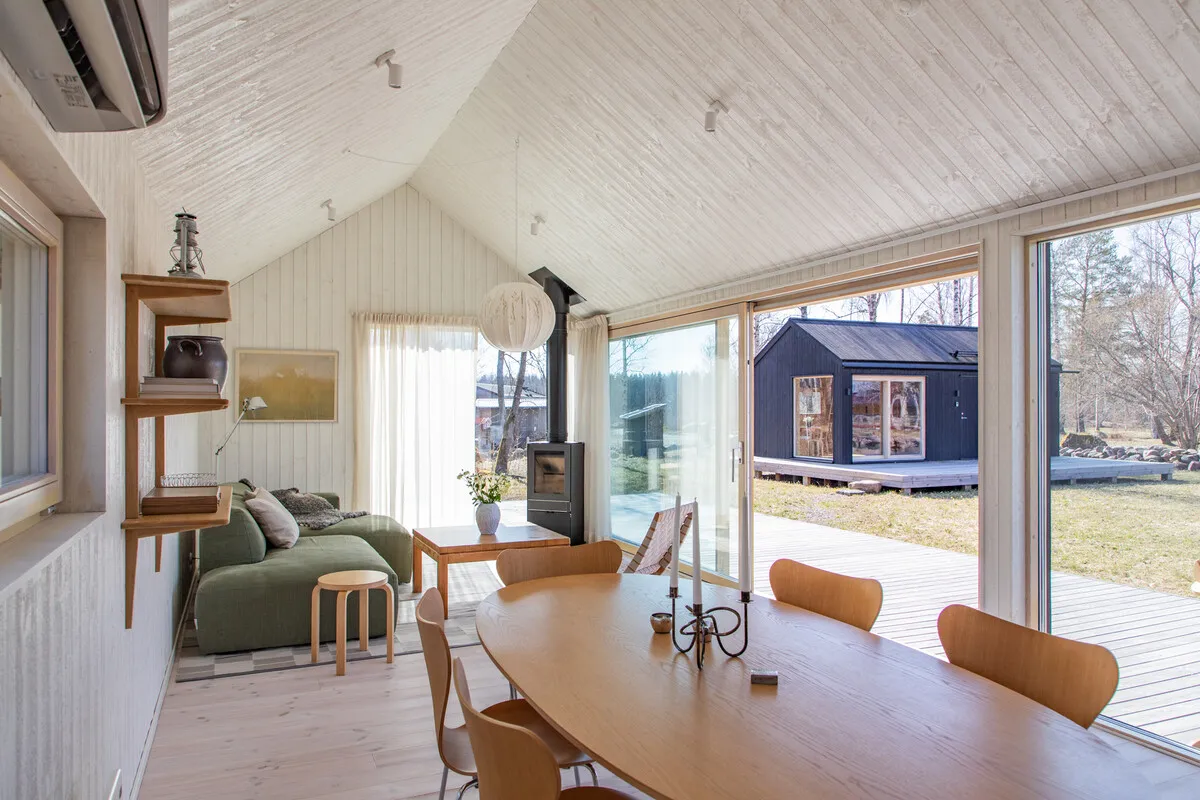 Contemporary 2-Bedroom House with Expansive Garden in Scenic Swedish Countryside - View image 9 of 41