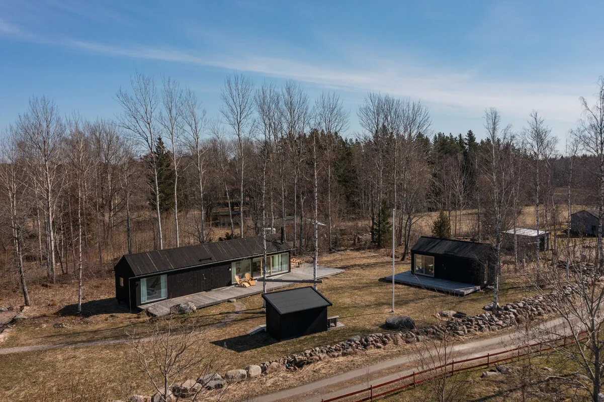 Contemporary 2-Bedroom House with Expansive Garden in Scenic Swedish Countryside - View image 30 of 41