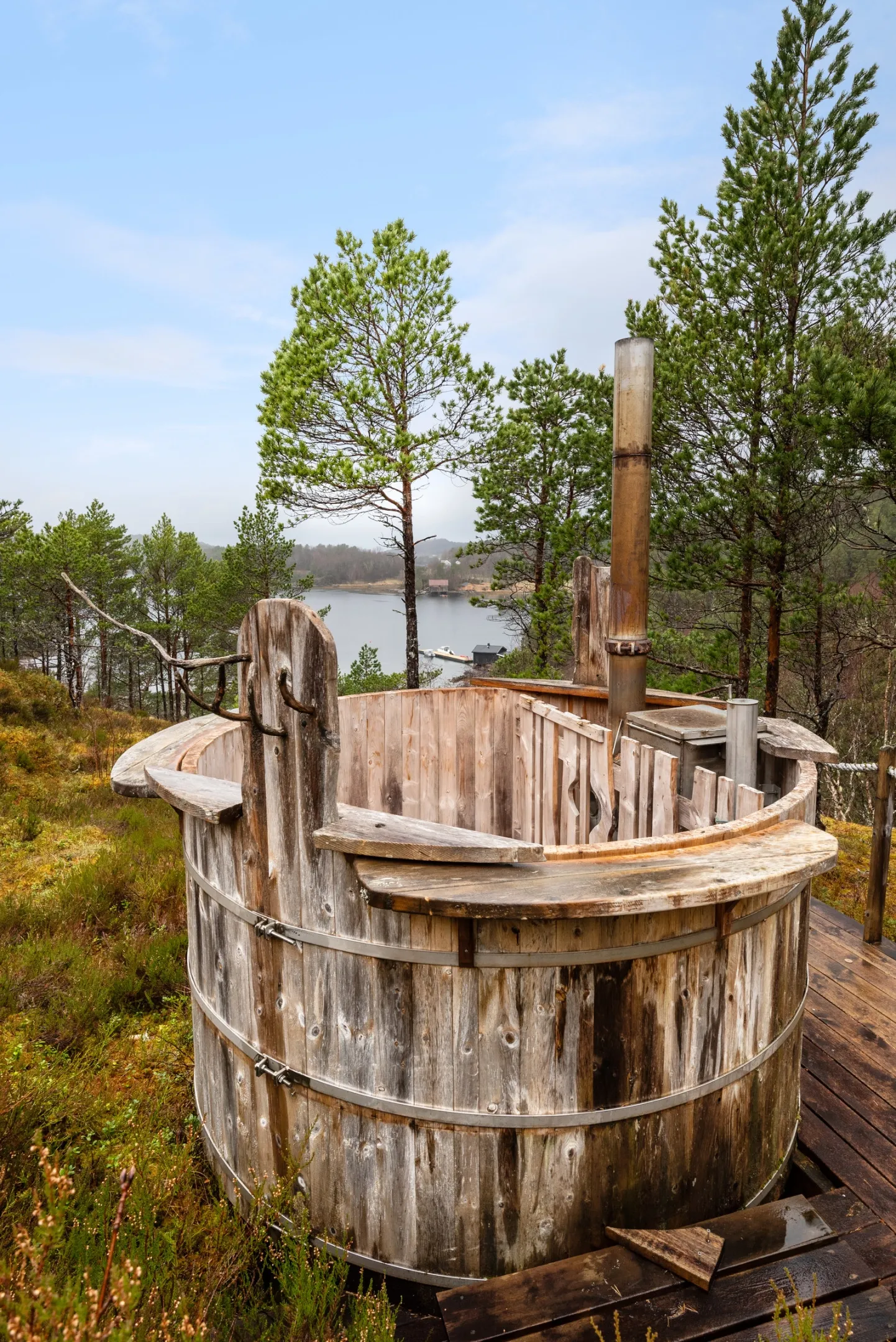1980s Two-Bedroom Cabin with Terrace in Scenic Foldfjorden, Norway - View image 27 of 29