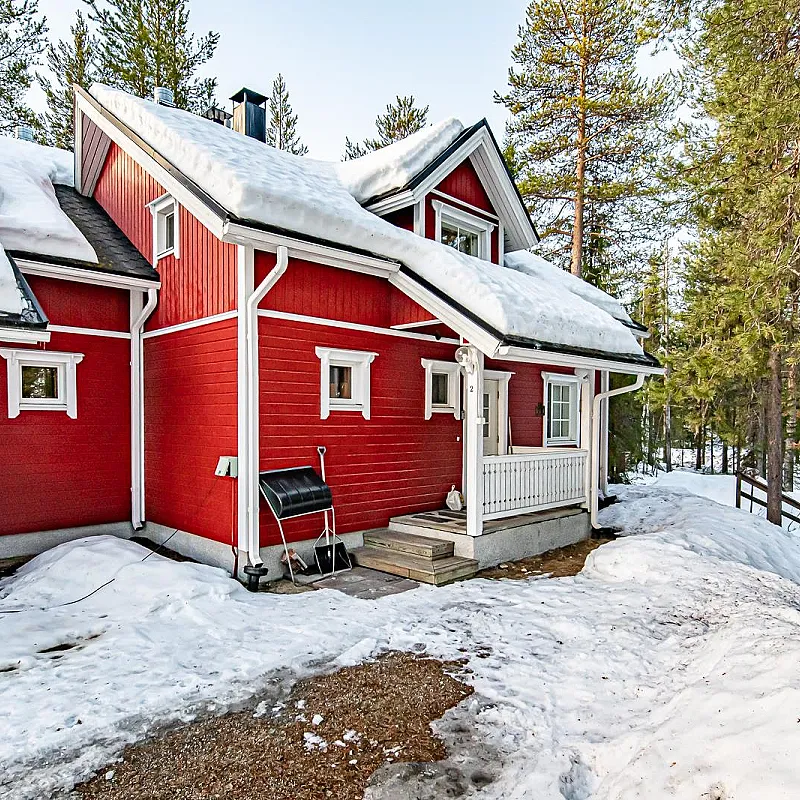 3-Bedroom Bungalow with Expansive Gardens in Levi, Lapland