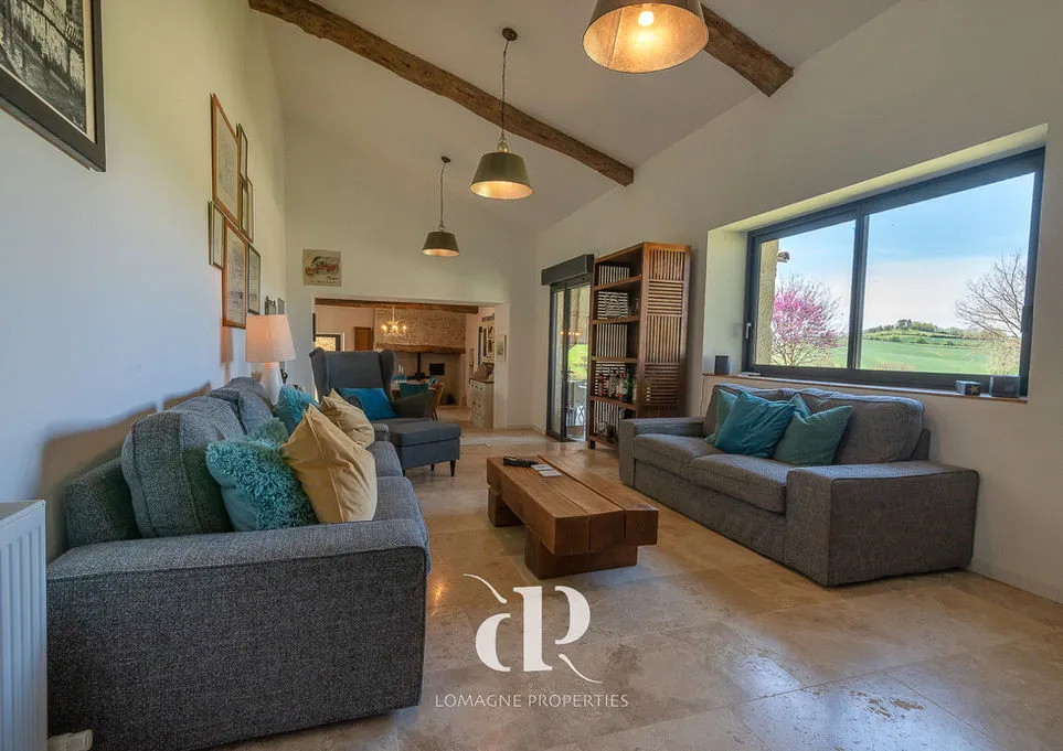 Expansive 5-Bedroom Home with Pool and Lake in Scenic Gers, France - View image 12 of 26