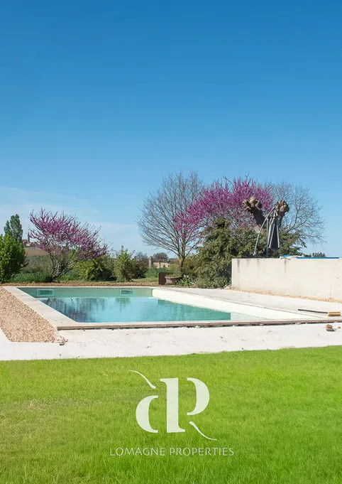 Expansive 5-Bedroom Home with Pool and Lake in Scenic Gers, France - View image 17 of 26