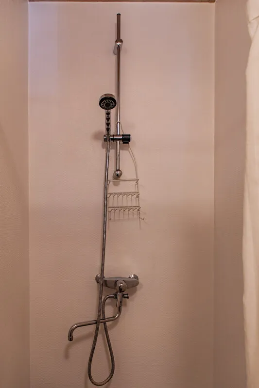 4-Bedroom 1970s House with Expansive Garden in Scenic Yxlan, Sweden - View image 27 of 41