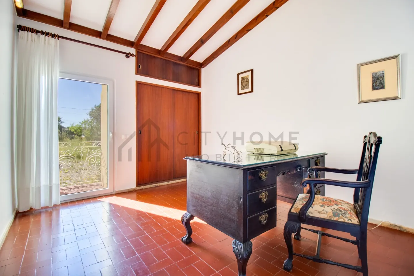 Contemporary 4-Bedroom House with Expansive Grounds in Salicos, Portugal - View image 11 of 41