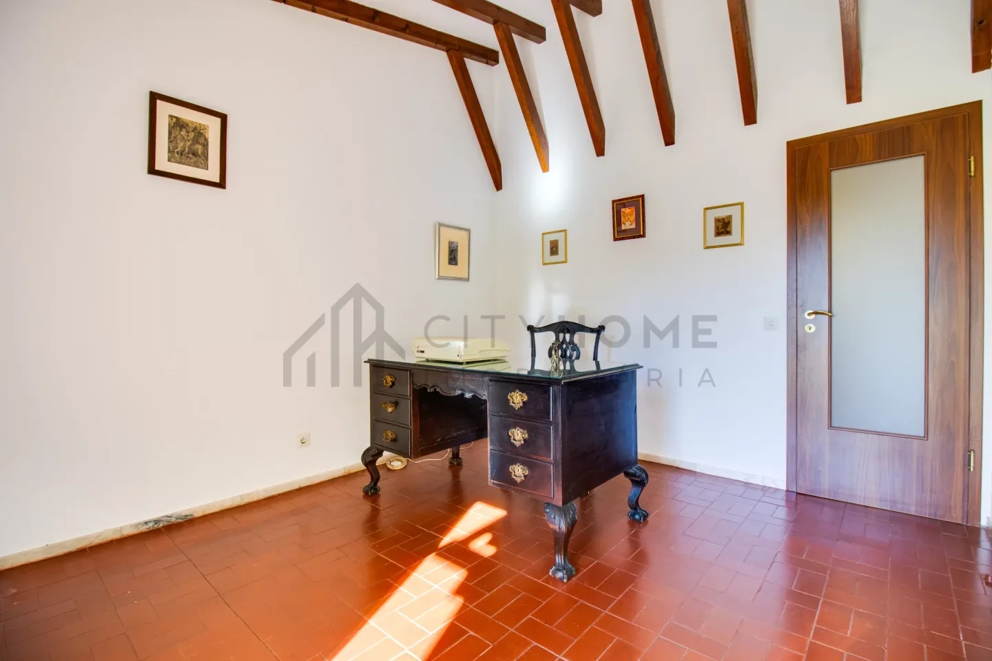 Contemporary 4-Bedroom House with Expansive Grounds in Salicos, Portugal - View image 12 of 41