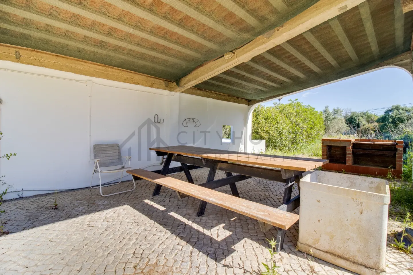 Contemporary 4-Bedroom House with Expansive Grounds in Salicos, Portugal - View image 28 of 41