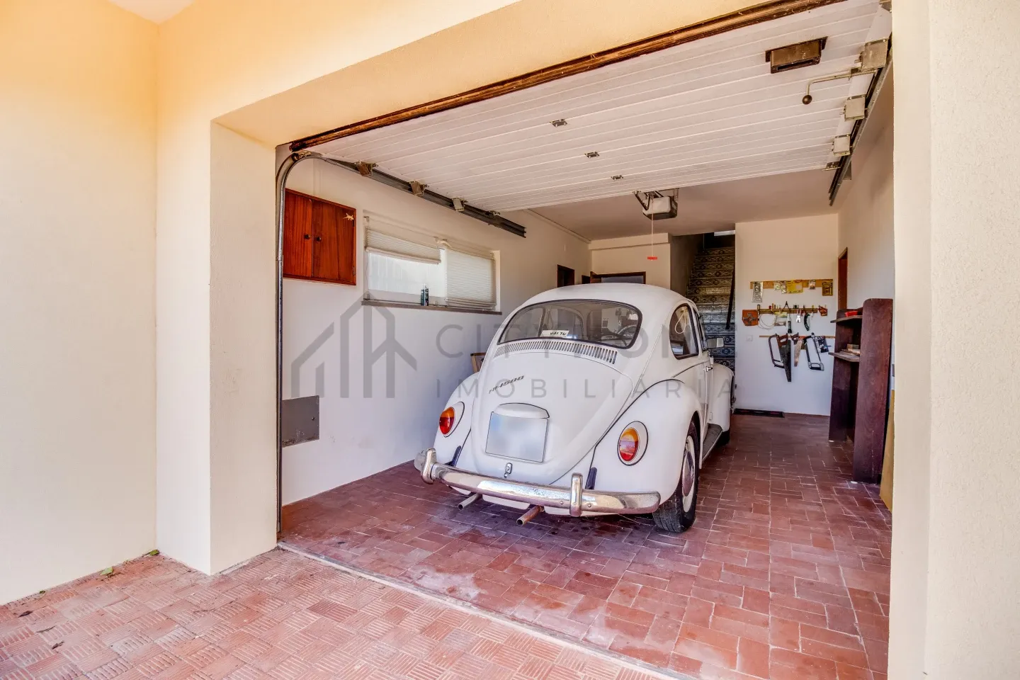 Contemporary 4-Bedroom House with Expansive Grounds in Salicos, Portugal - View image 30 of 41