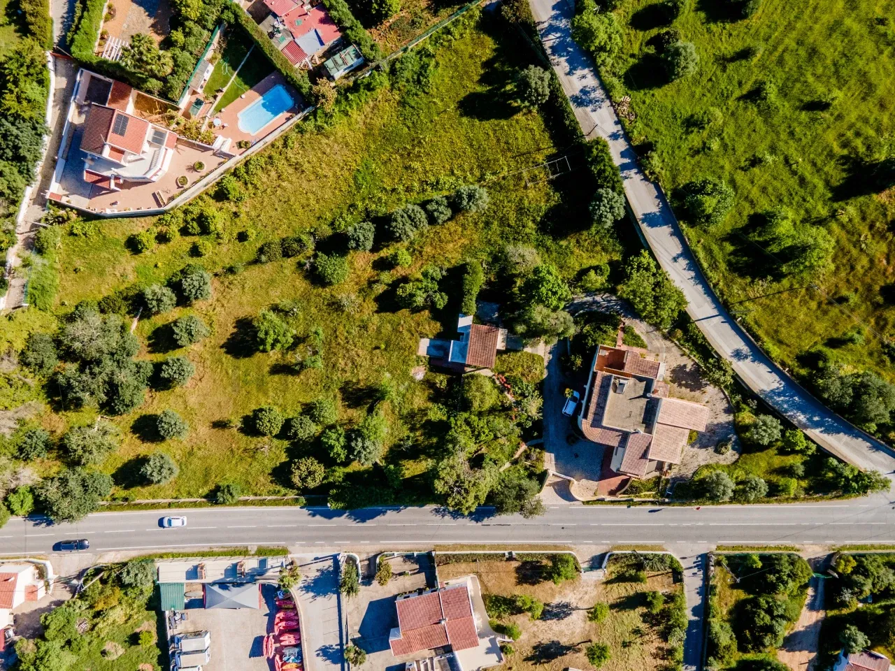 Contemporary 4-Bedroom House with Expansive Grounds in Salicos, Portugal - View image 36 of 41