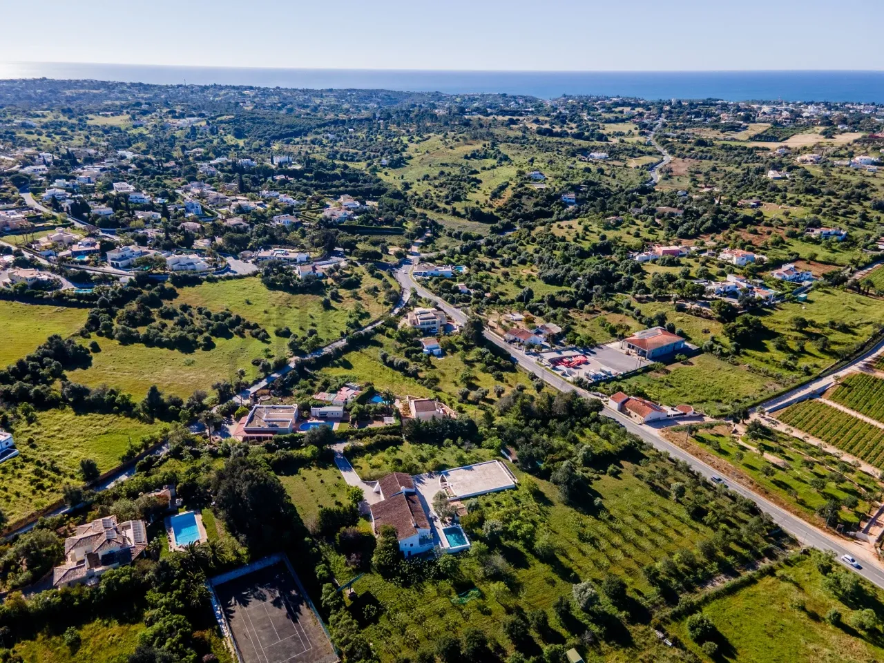 Contemporary 4-Bedroom House with Expansive Grounds in Salicos, Portugal - View image 38 of 41