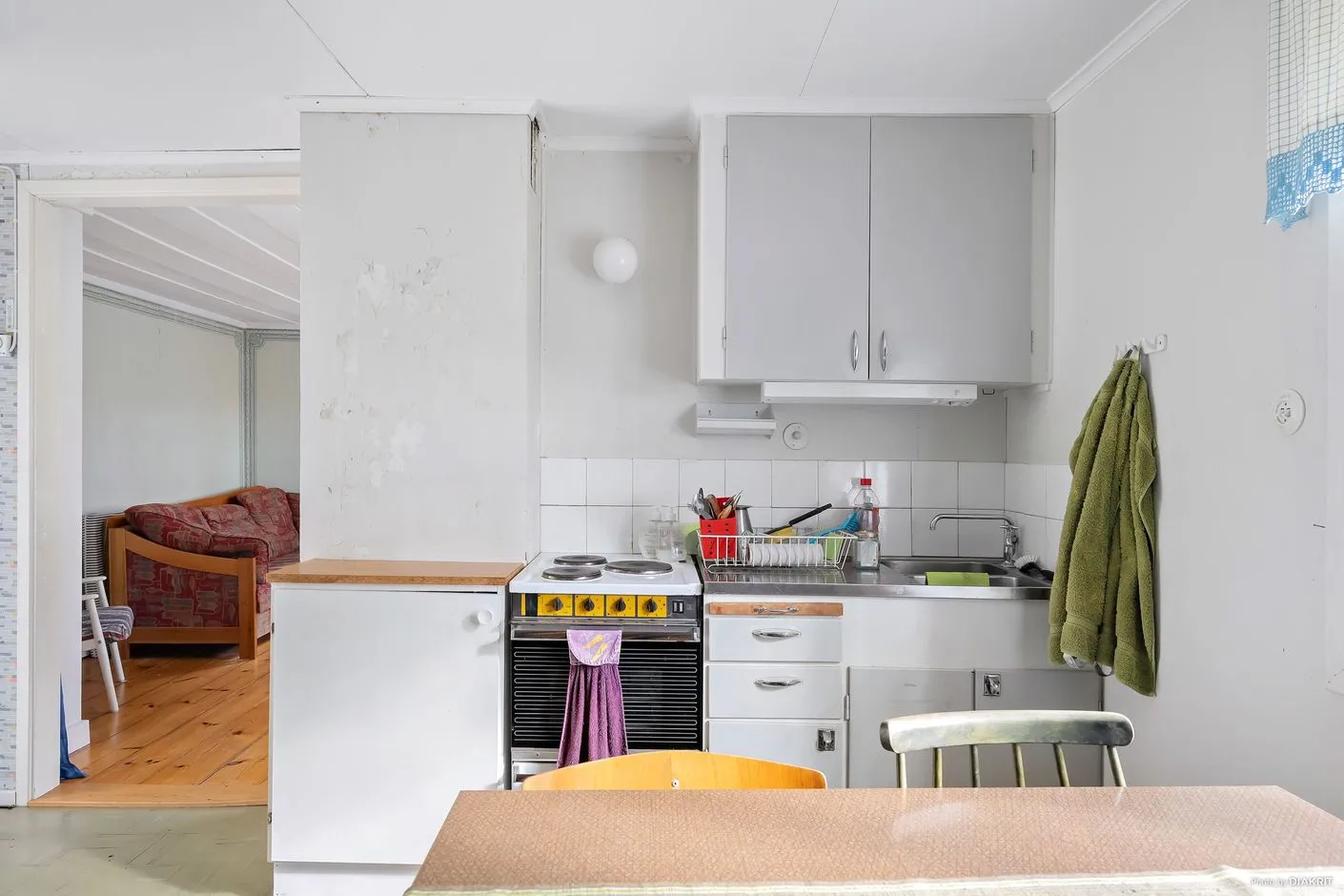 1960s Country House with Expansive Grounds in Marsliden, Sweden - Image 3