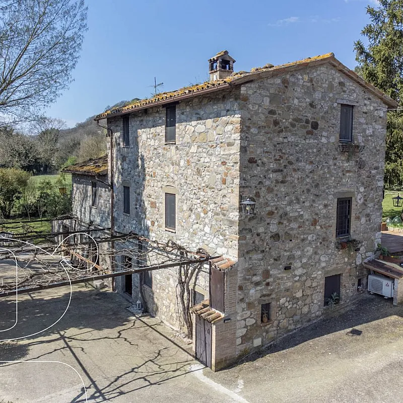Restored Country House in Todi with 3 Units, Garden and Sauna