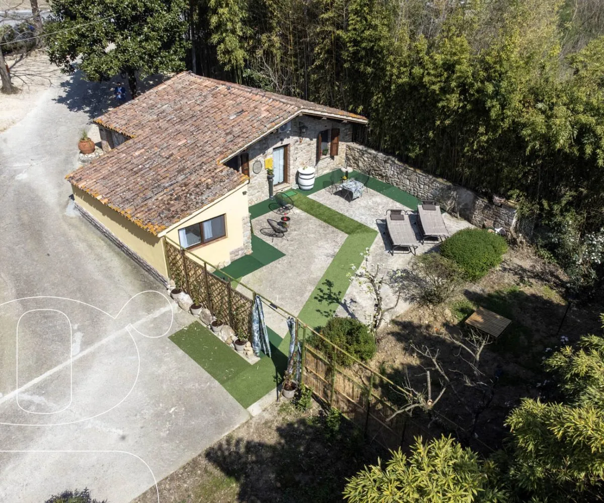 Restored Country House in Todi with 3 Units, Garden and Sauna - View image 10 of 70
