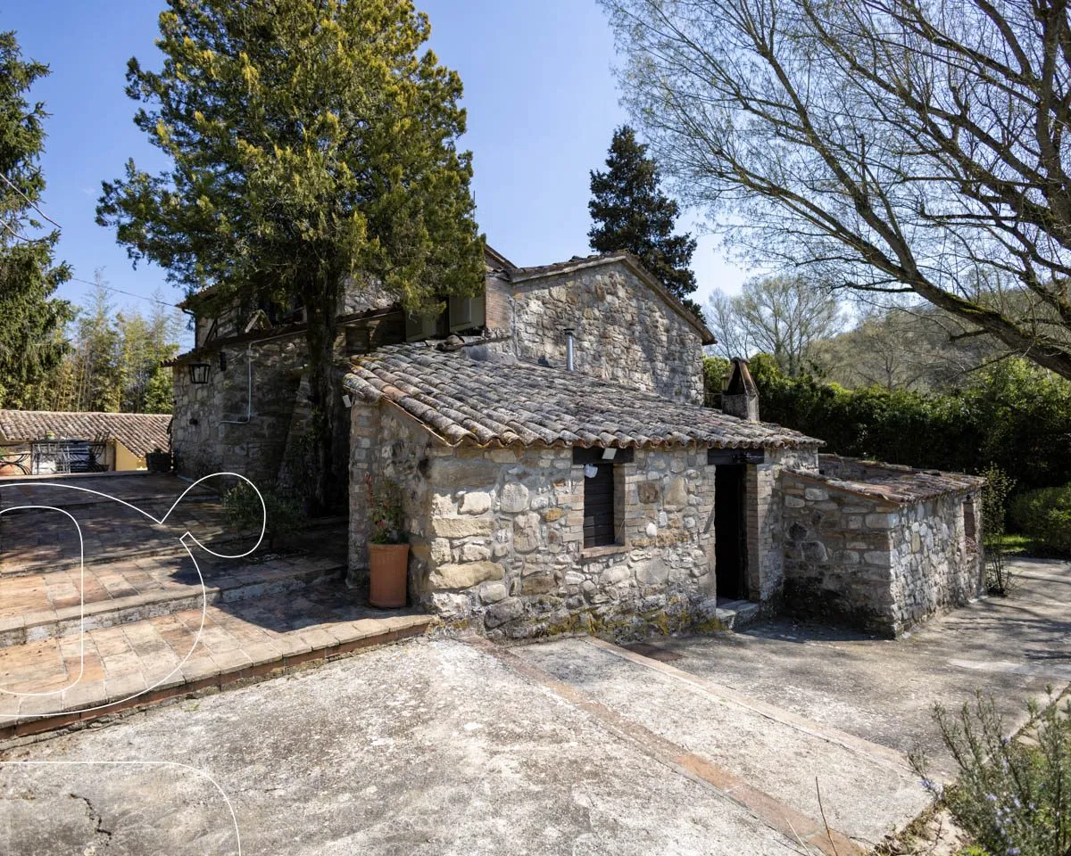 Restored Country House in Todi with 3 Units, Garden and Sauna - View image 51 of 70