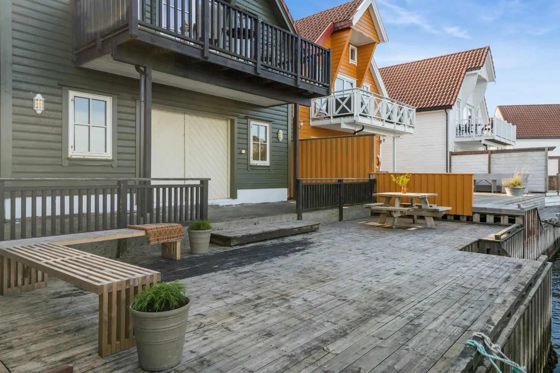 Modern Waterfront Cabin with Private Jetty in Bømlo, Norway - View image 27 of 33